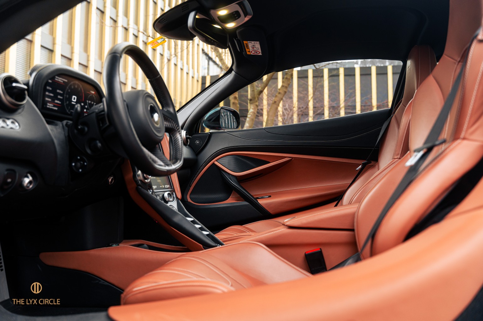 McLAREN Coupé Performance 4.0 V8 SSG-image-9