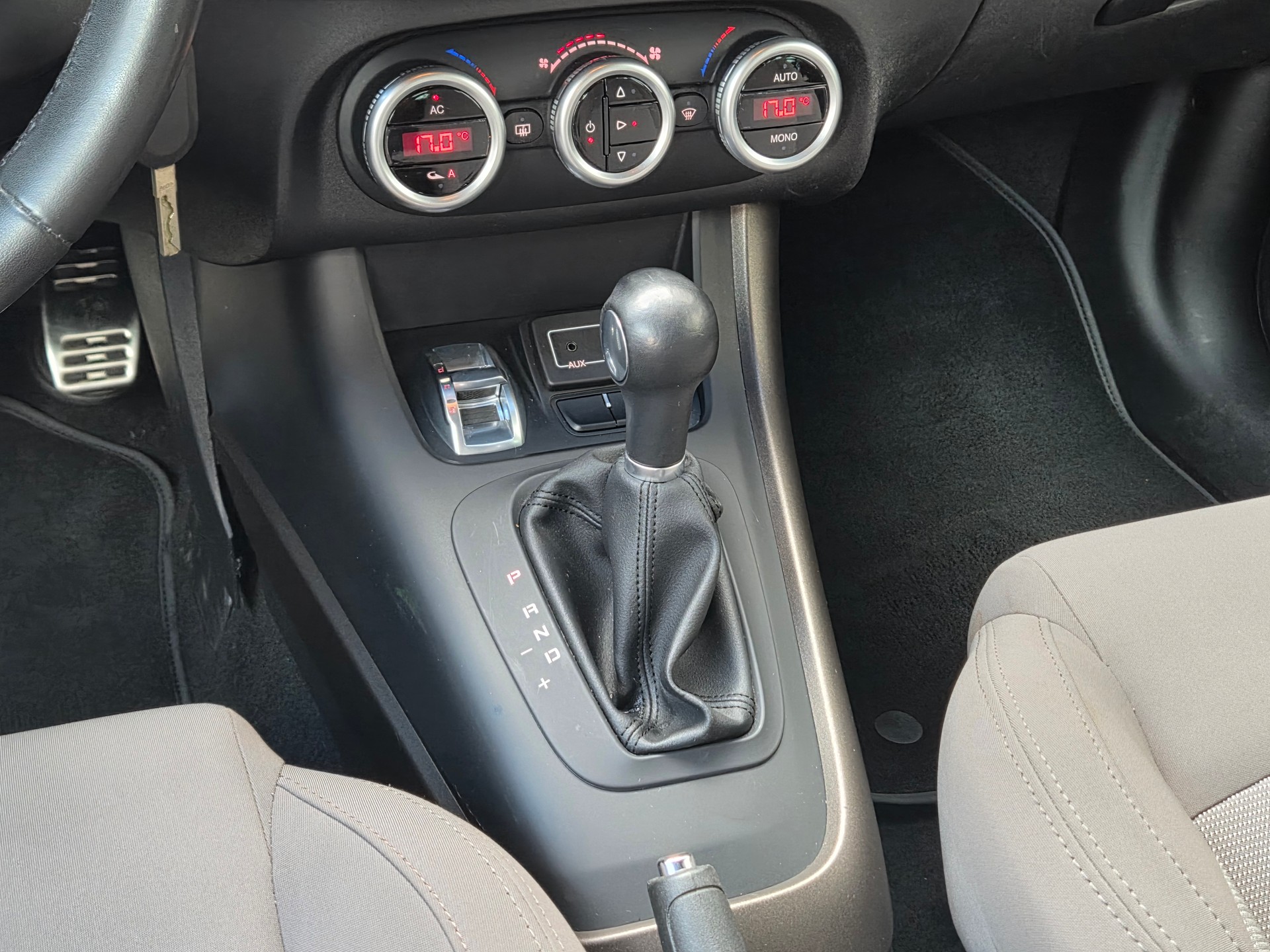ALFA ROMEO Giulietta 1.4 MultiAir Distinctive TCT-image-8