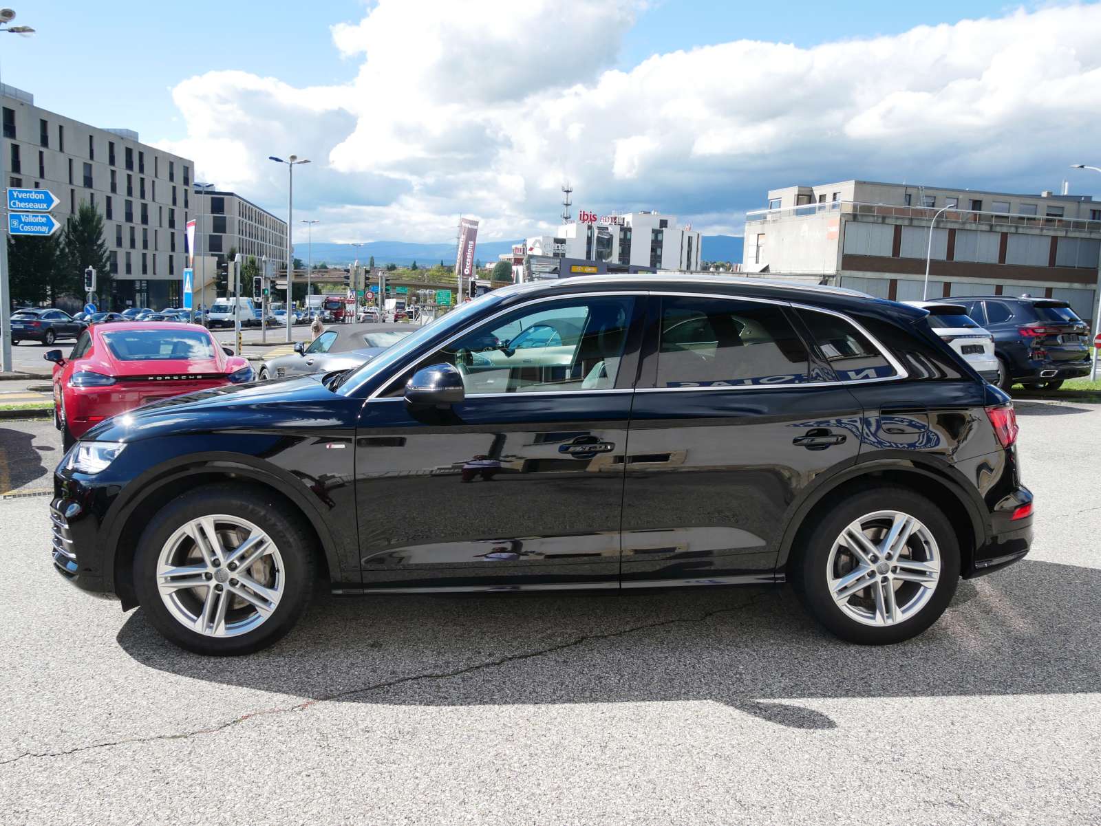 AUDI Q5 55 TFSI e sport quattro-image-1