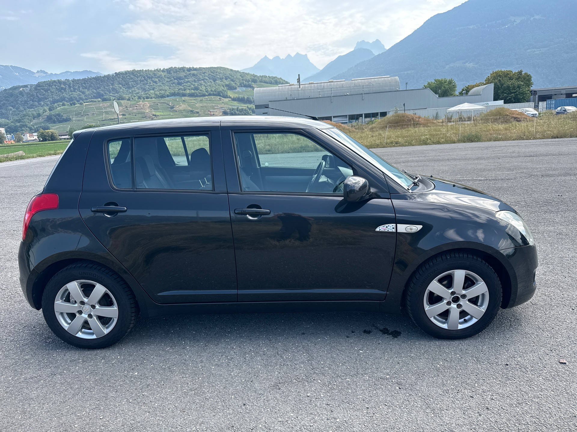 SUZUKI Swift 1.3i 16V GL Top-image-5