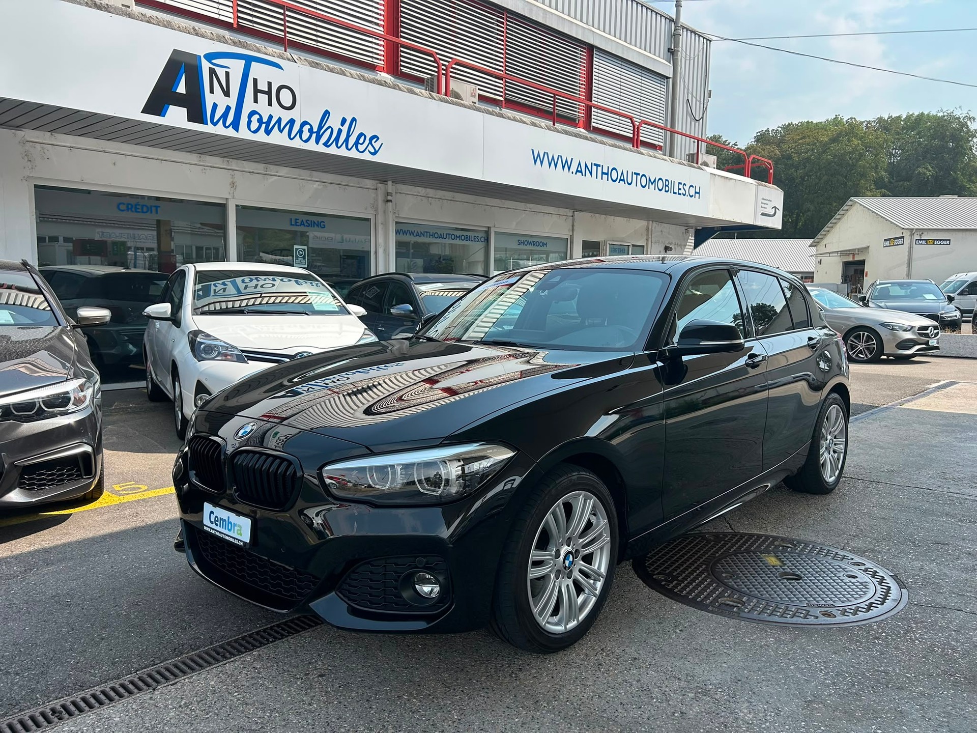 BMW 120d xDrive Steptronic-image-0