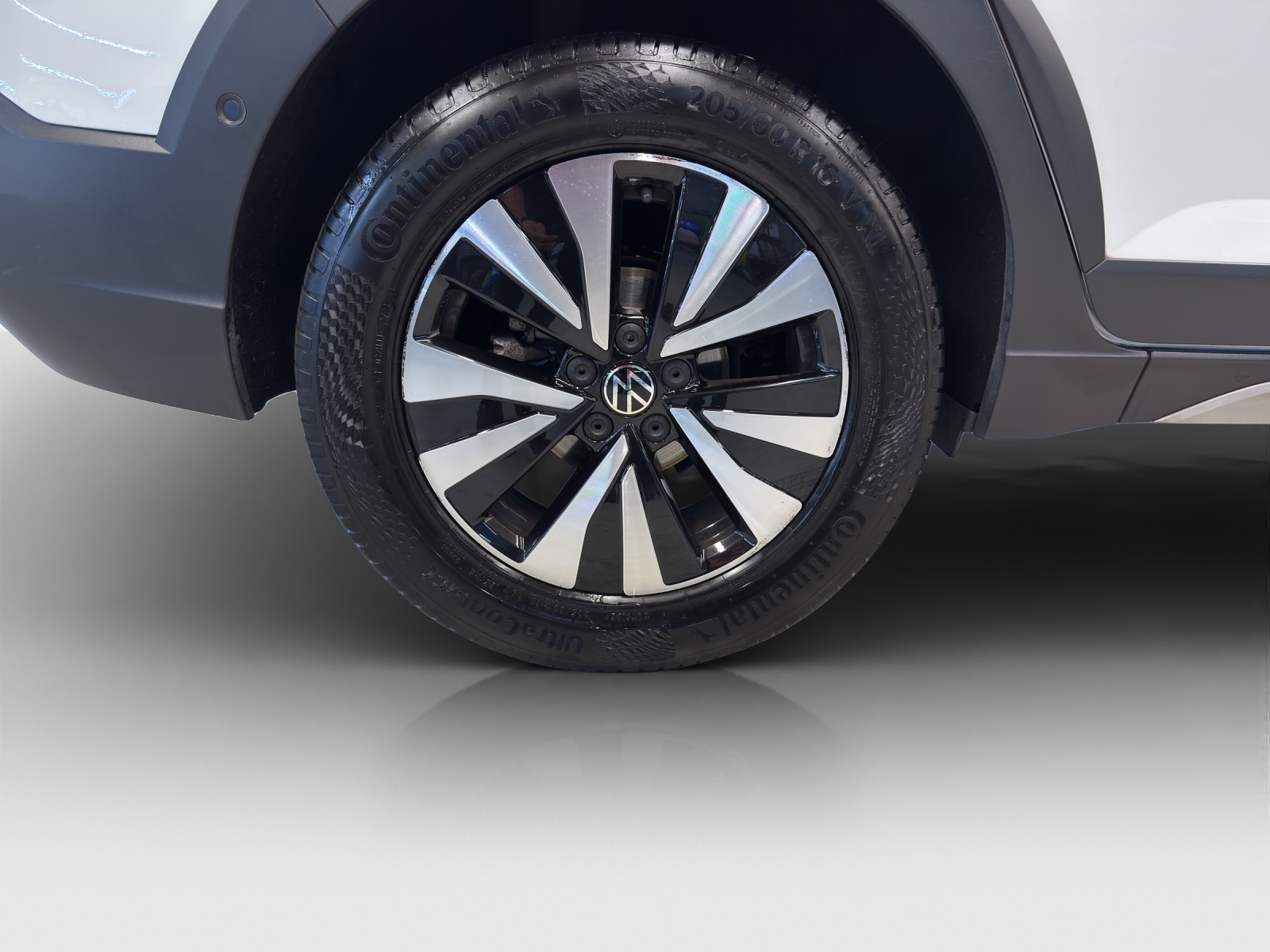 VW Taigo 1.0 TSI Life DSG-image-13
