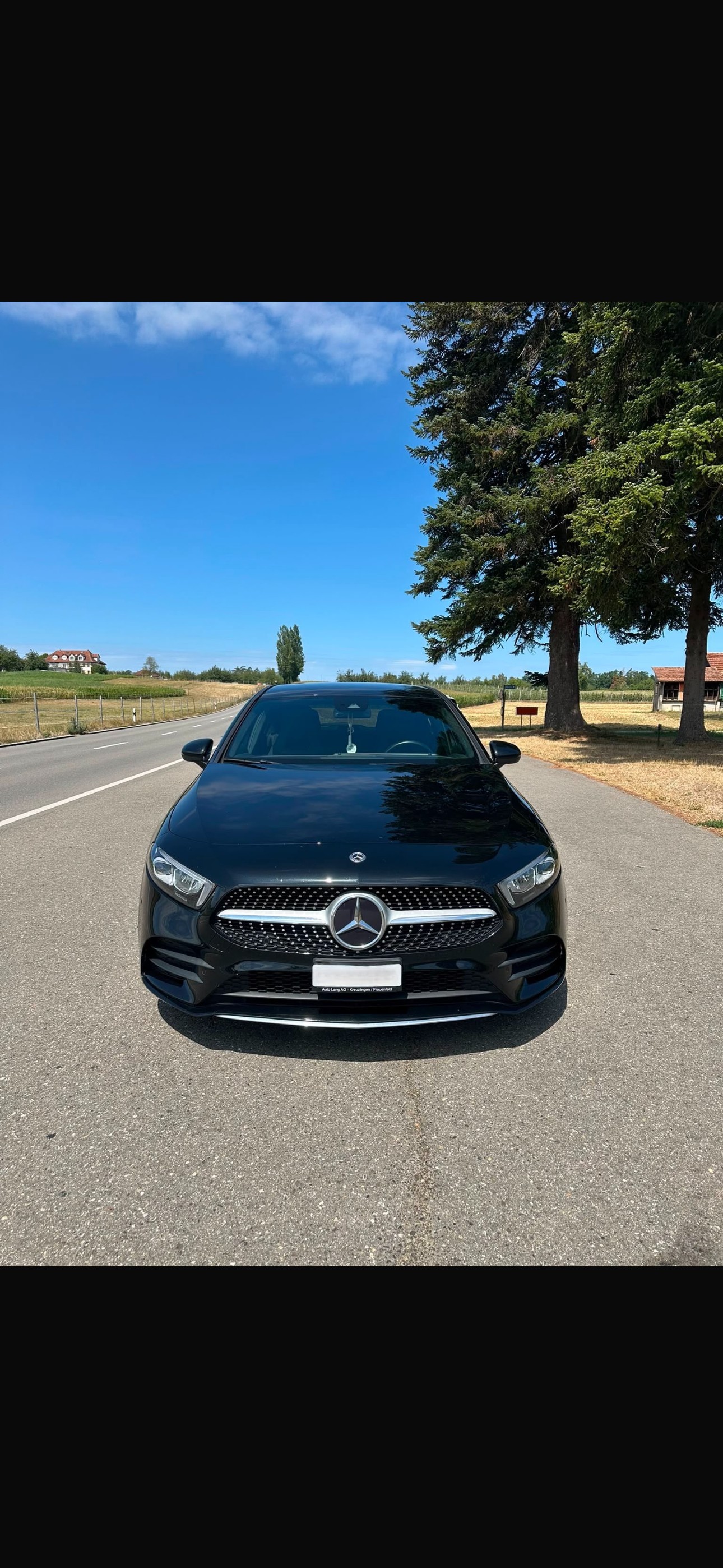 MERCEDES-BENZ A 200 d AMG Line-image-0
