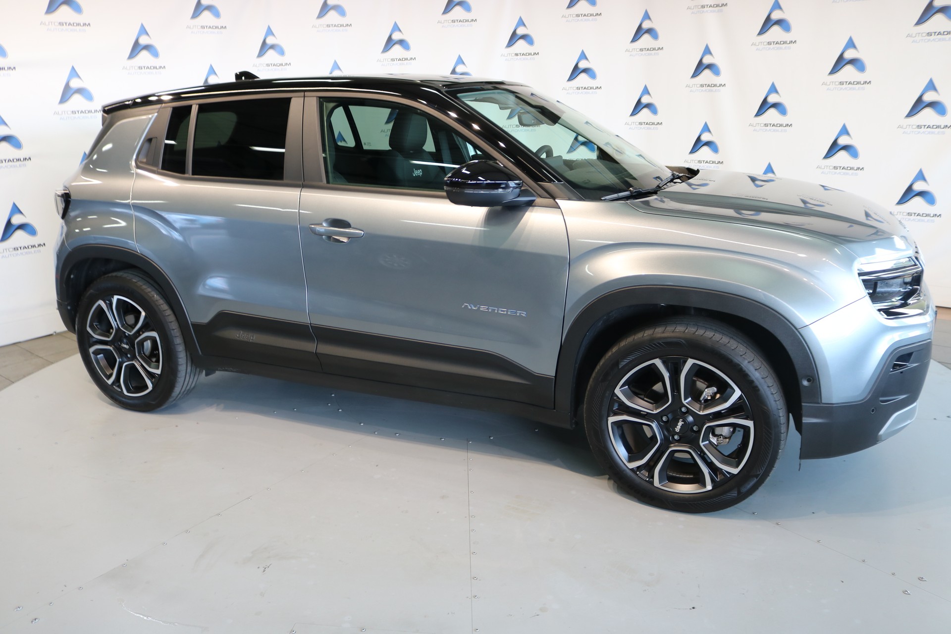 JEEP Avenger 54kWh Summit-image-19
