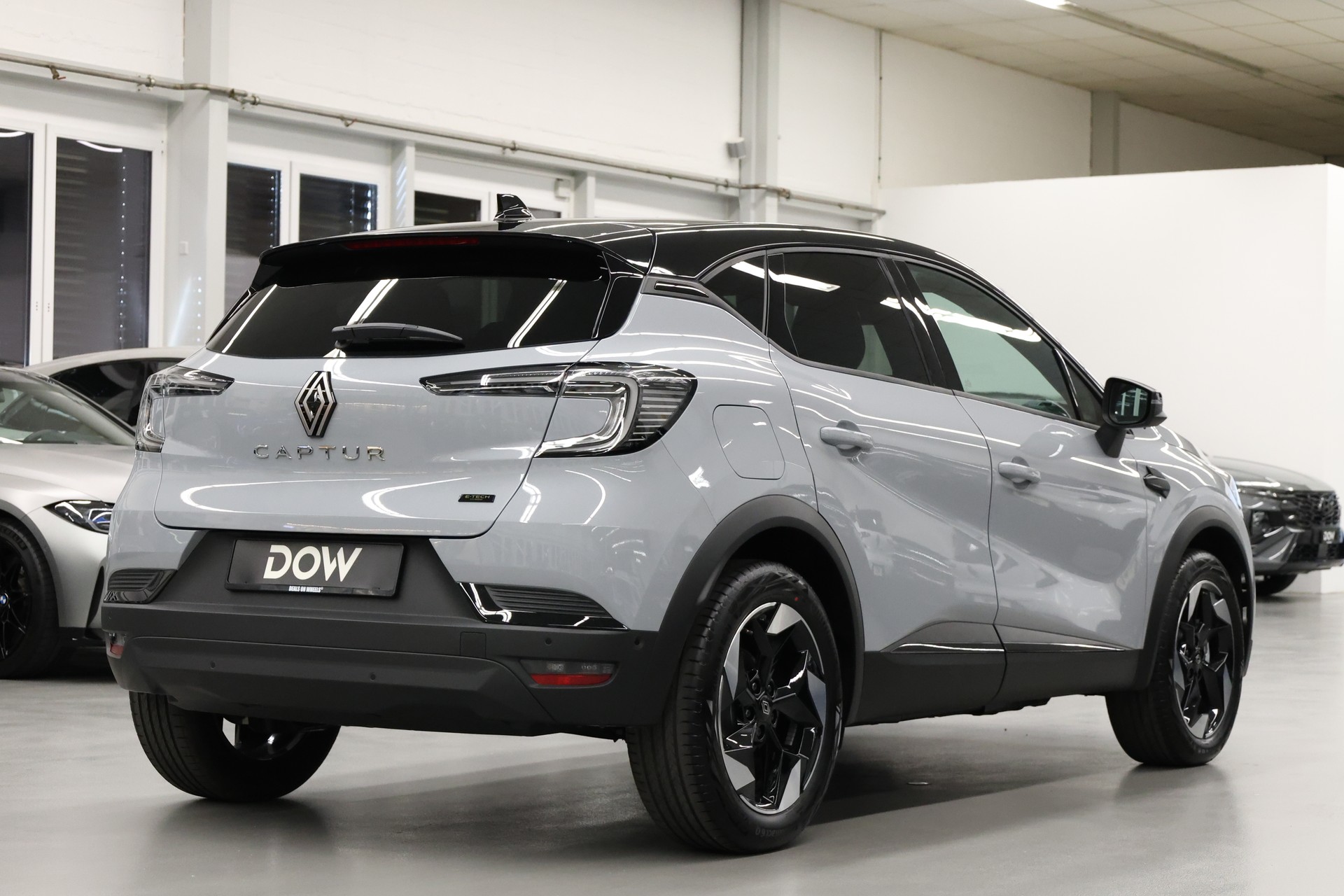 RENAULT Captur 1.8 E-Tech techno-image-6