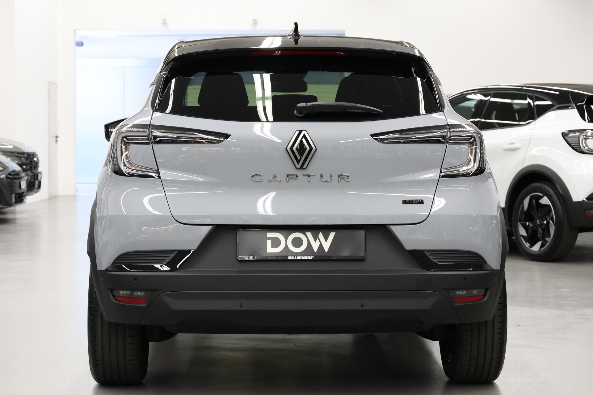 RENAULT Captur 1.8 E-Tech techno-image-7