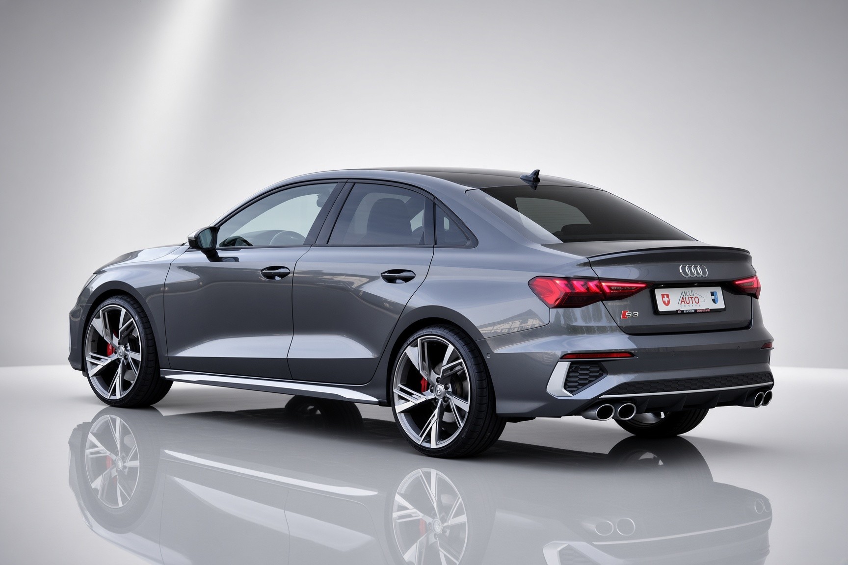 AUDI S3 Limousine 2.0 TFSI quattro S-tronic SEDAN-image-2