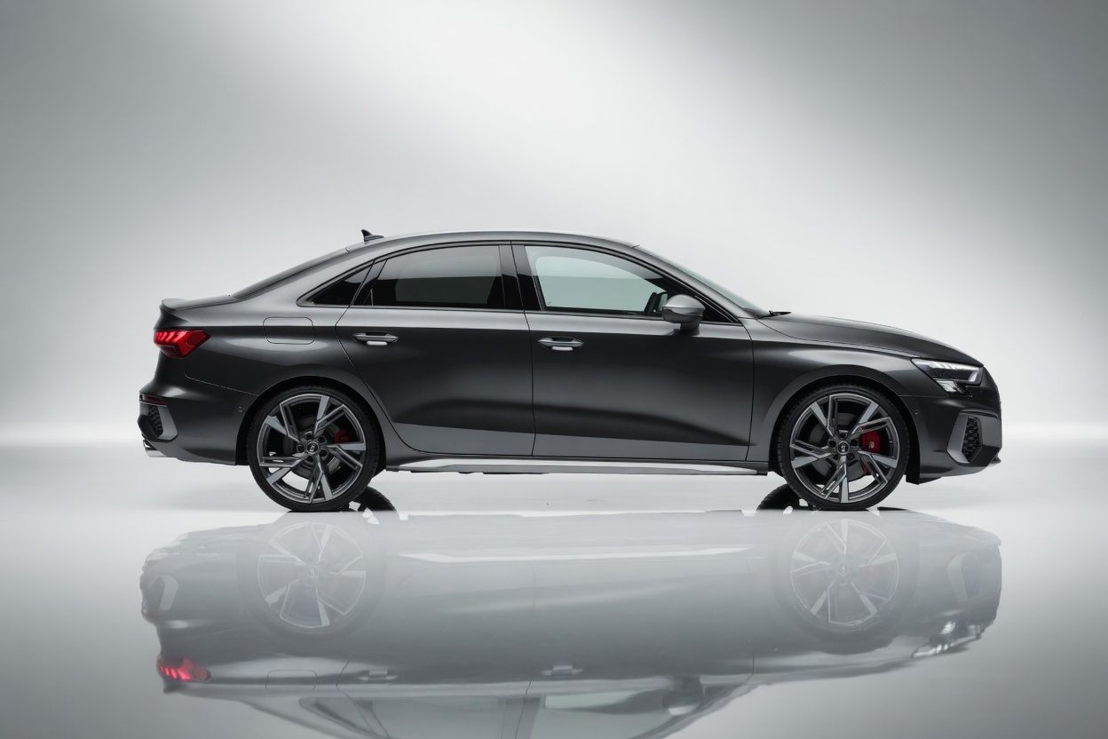 AUDI S3 Limousine 2.0 TFSI quattro S-tronic SEDAN-image-5