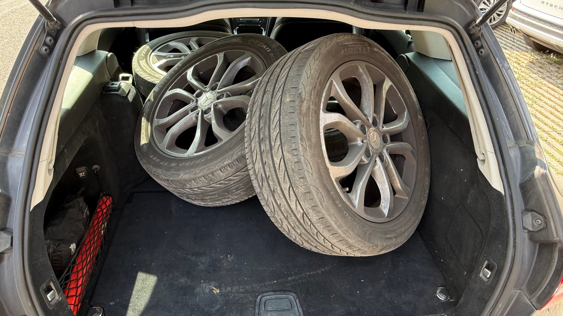 MERCEDES-BENZ C 220 BlueTEC AMG Line 7G-Tronic-image-7