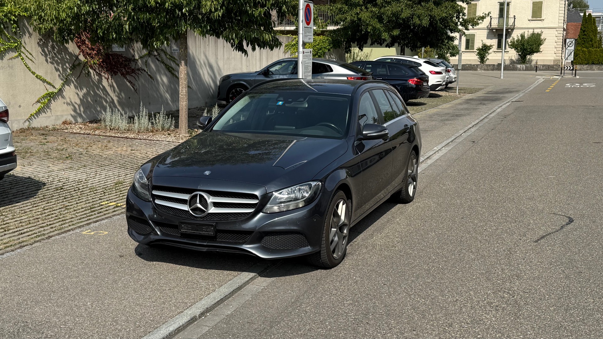 MERCEDES-BENZ C 220 BlueTEC AMG Line 7G-Tronic-image-0