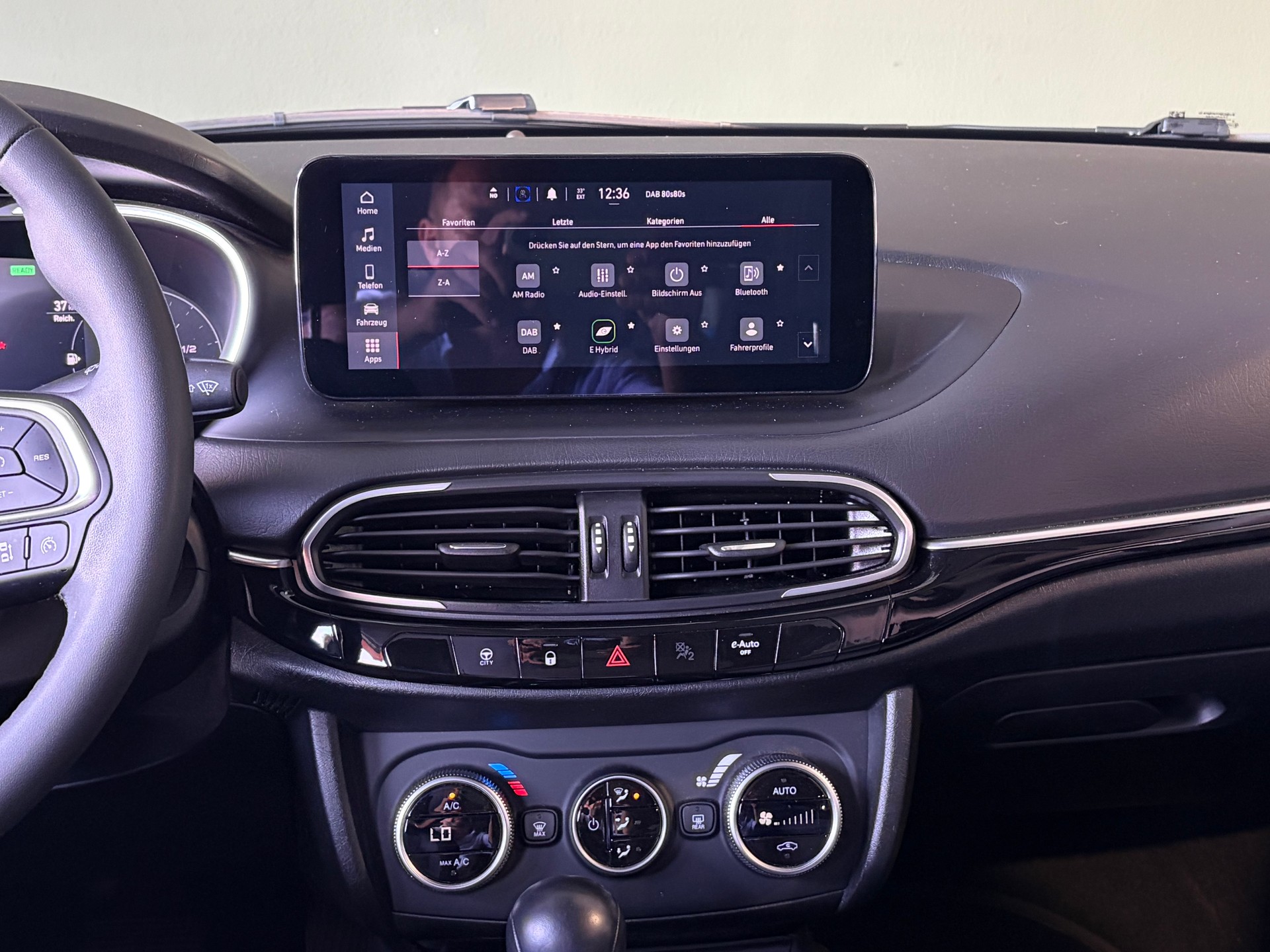 FIAT Tipo 1.5 Hybrid Station Wagon Cross *CH-Fahrzeug*Anhängerkupplung*Ab MFK*-image-16