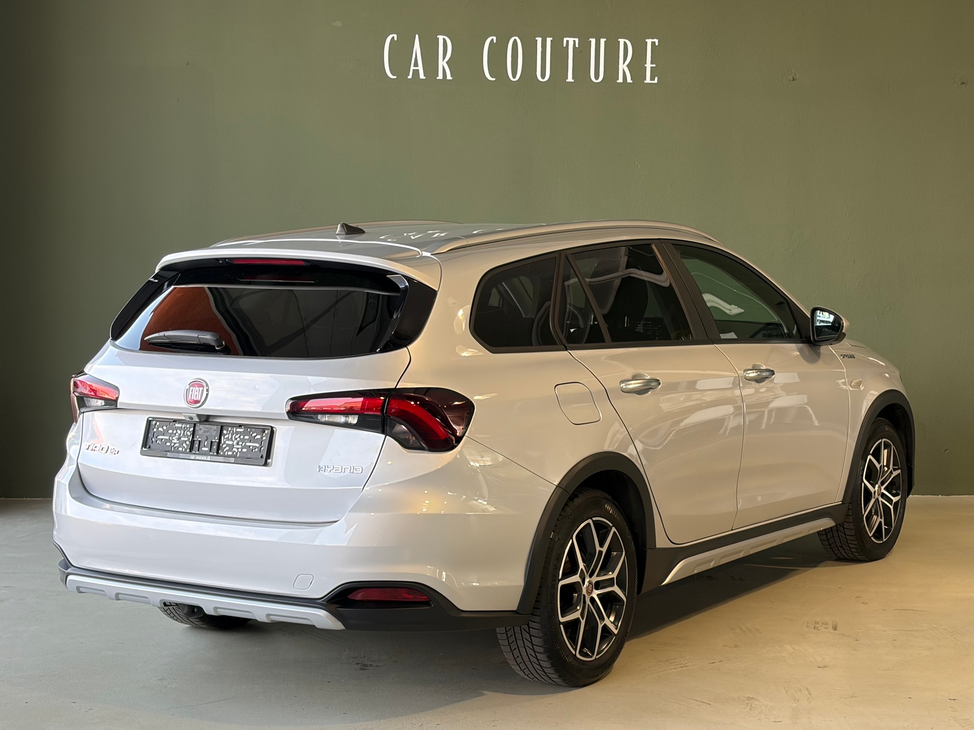FIAT Tipo 1.5 Hybrid Station Wagon Cross *CH-Fahrzeug*Anhängerkupplung*Ab MFK*-image-4