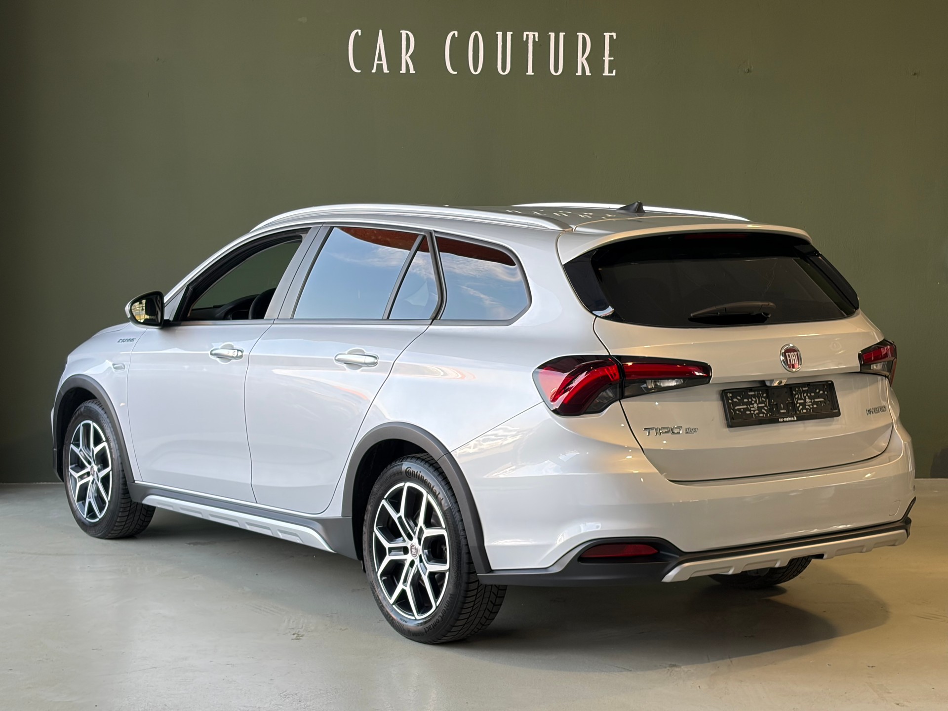 FIAT Tipo 1.5 Hybrid Station Wagon Cross *CH-Fahrzeug*Anhängerkupplung*Ab MFK*-image-6
