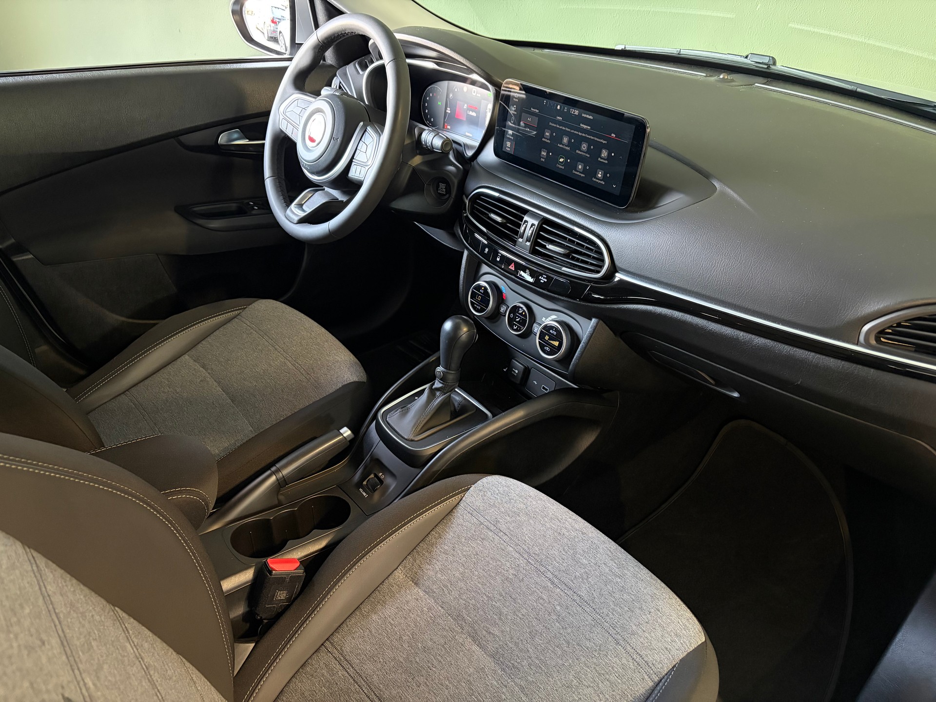 FIAT Tipo 1.5 Hybrid Station Wagon Cross *CH-Fahrzeug*Anhängerkupplung*Ab MFK*-image-10