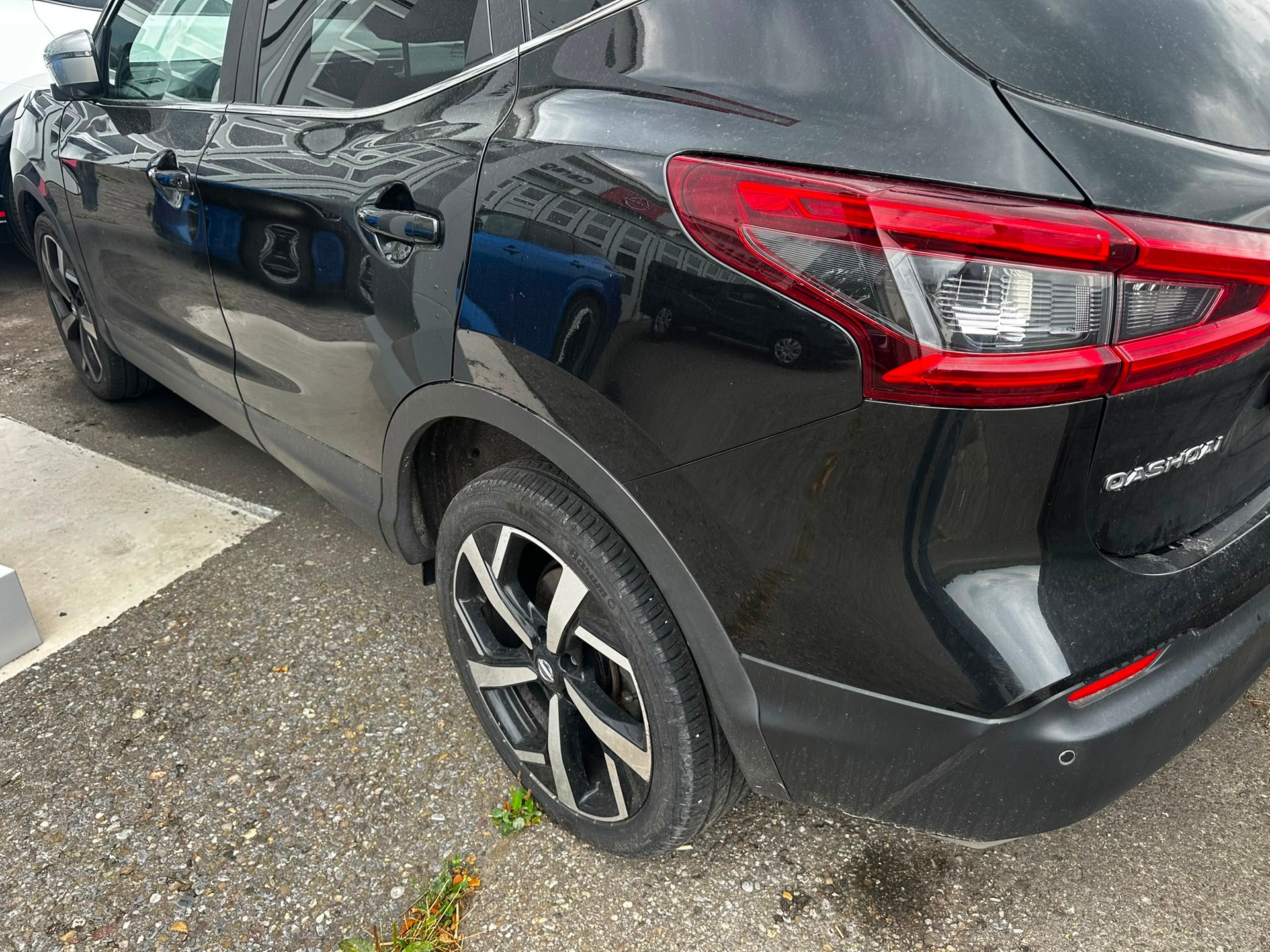 NISSAN Qashqai 1.3 DIG-T tekna+ DCT-image-2