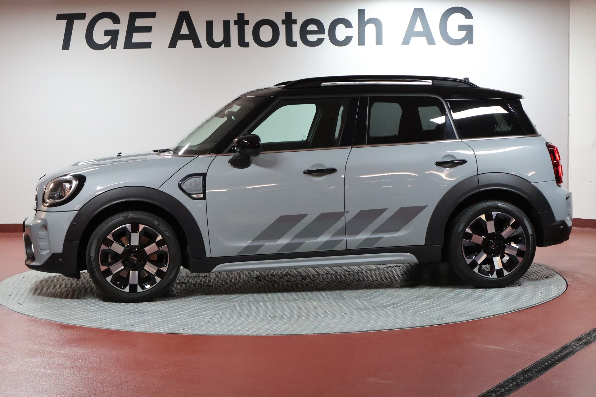 MINI Countryman Cooper S Untamed Edition ALL4 Steptronic-image-3