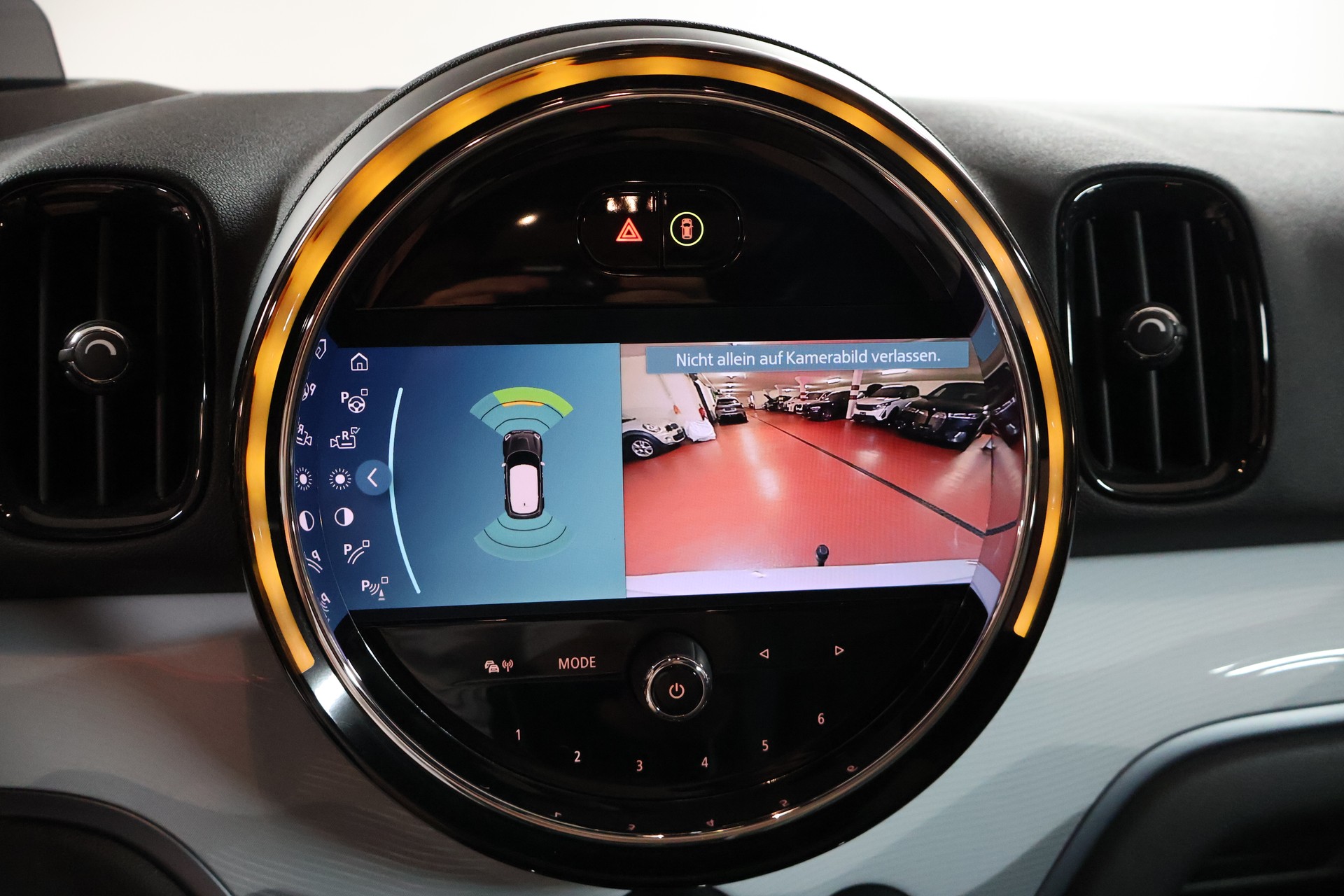 MINI Countryman Cooper S Untamed Edition ALL4 Steptronic-image-12