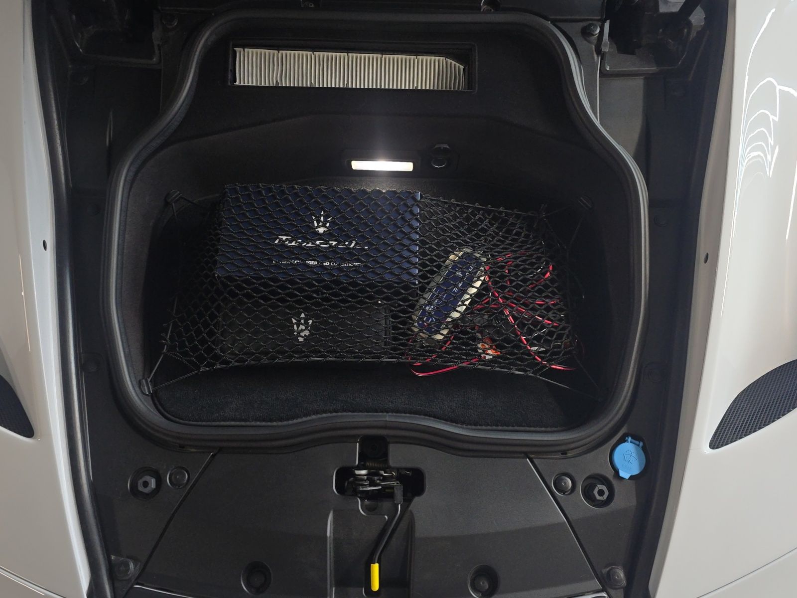 MASERATI MC20 MC 20 CH-Fahrzeug-image-13