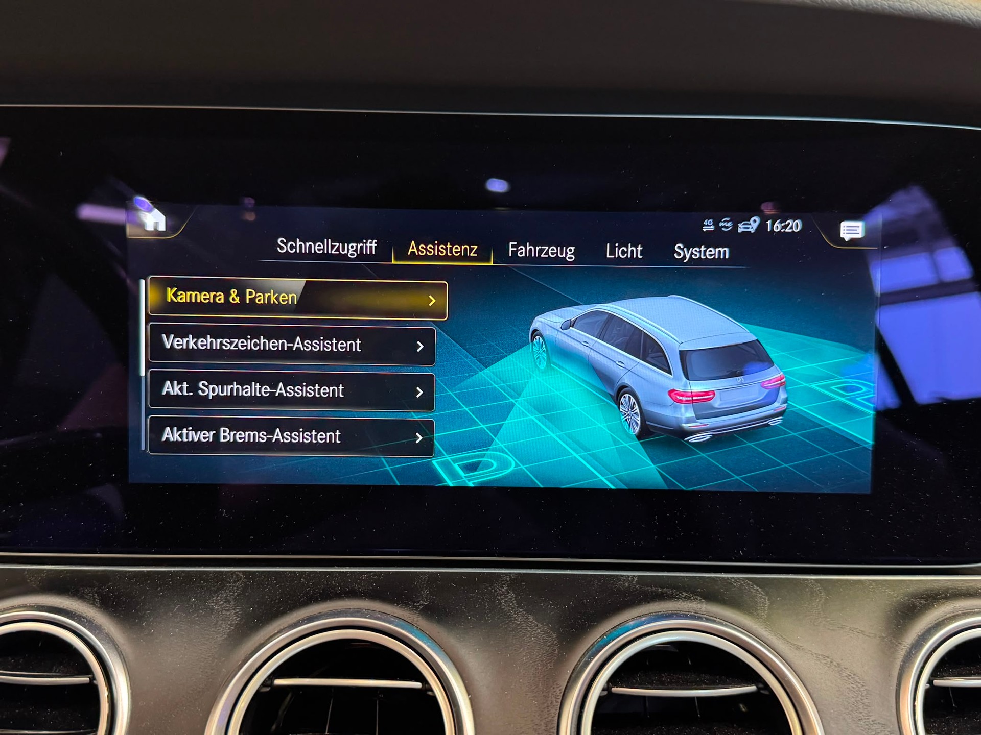 MERCEDES-BENZ E 300 d T 4Matic Exclusive 9G-Tronic-image-20