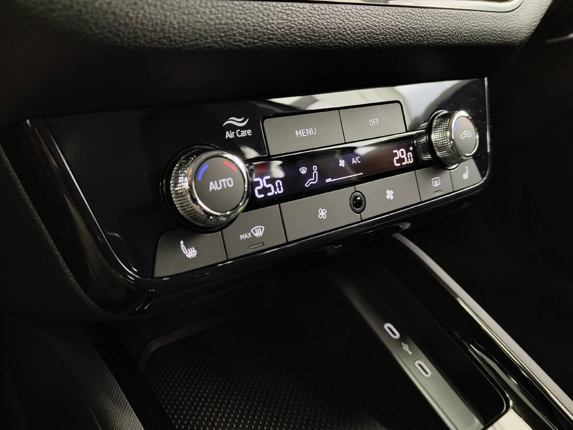 SKODA Kamiq 1.0 TSI Selection DSG-image-10