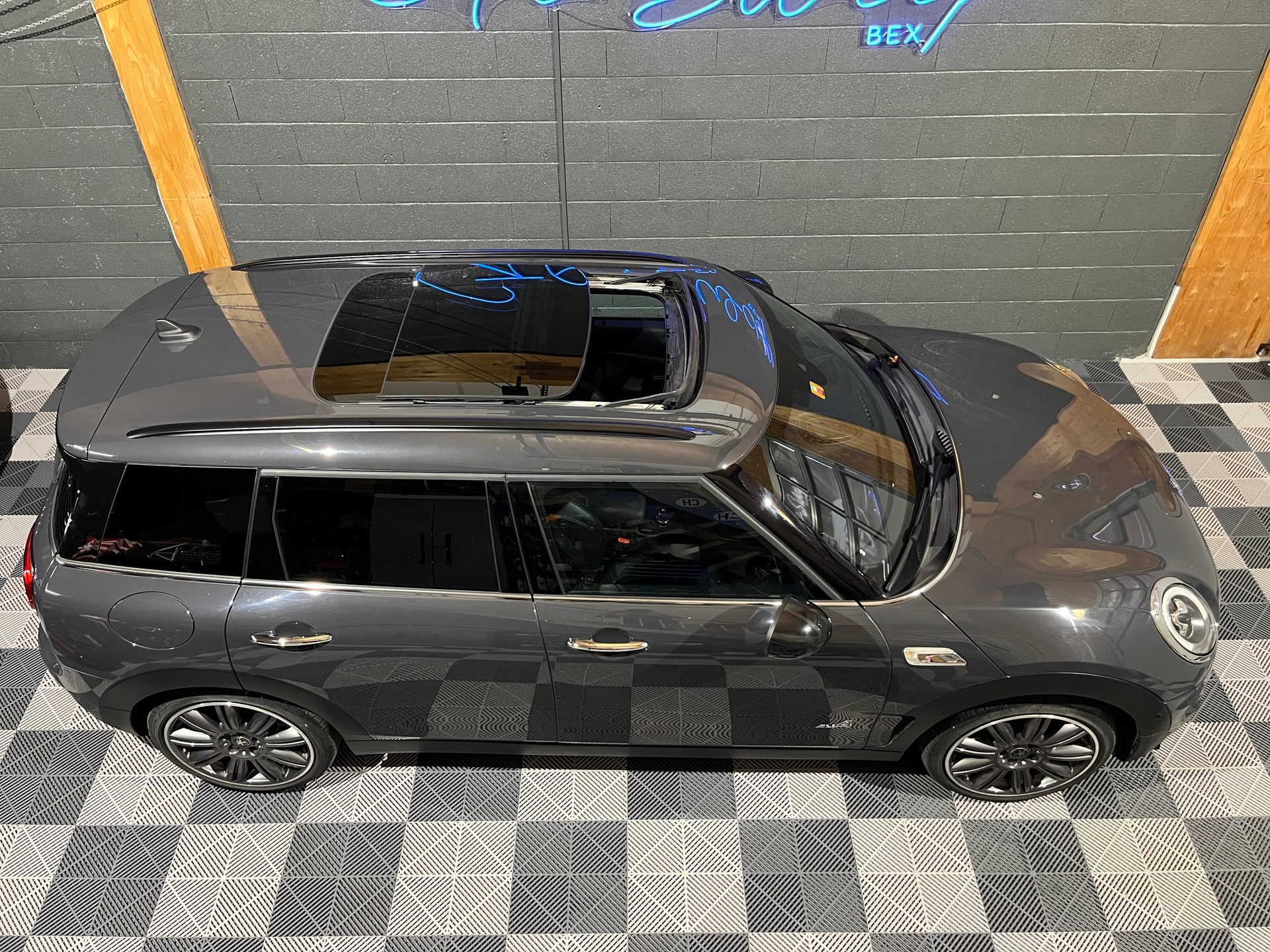 MINI Clubman Cooper S ALL4 Steptronic-image-1