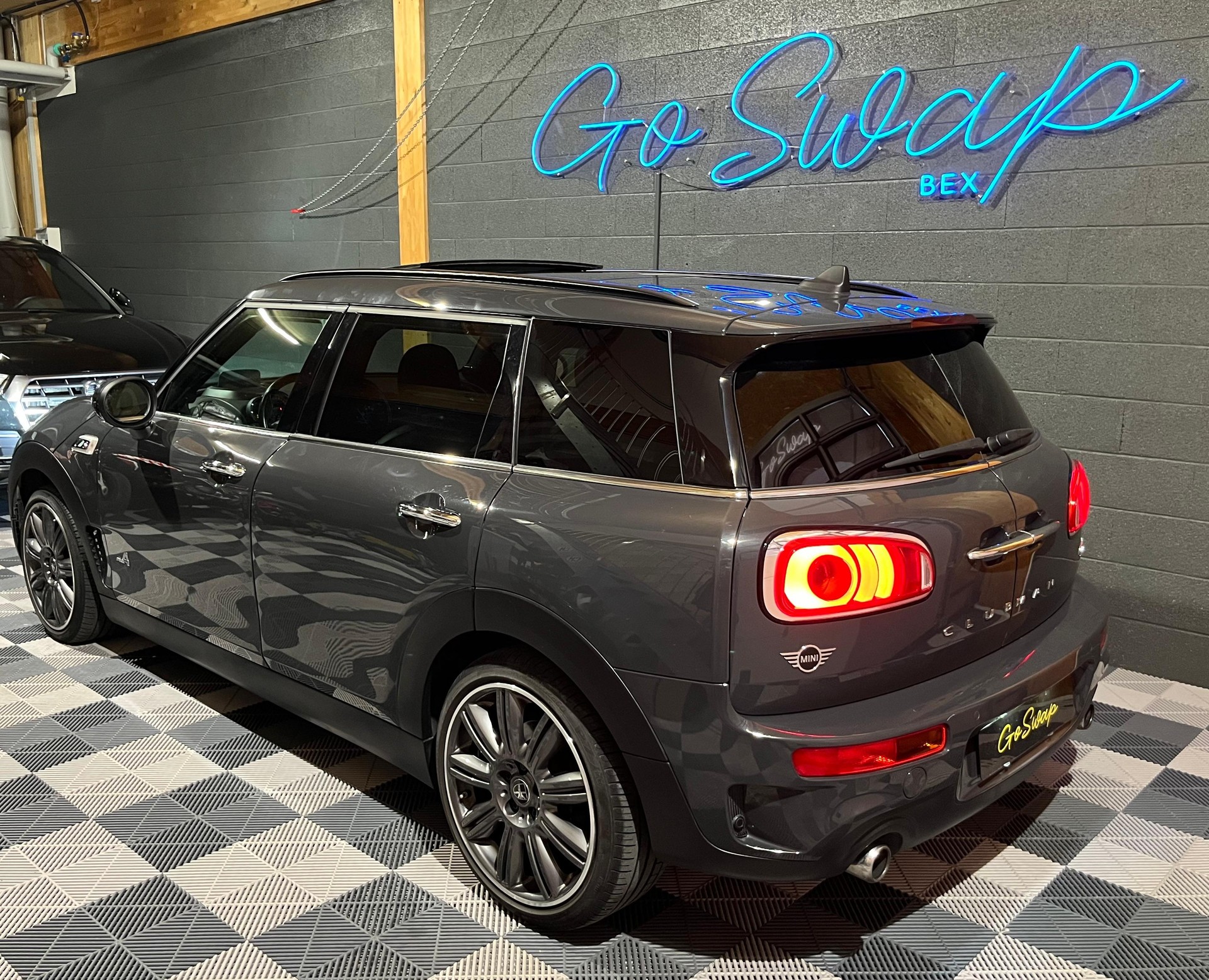 MINI Clubman Cooper S ALL4 Steptronic-image-7