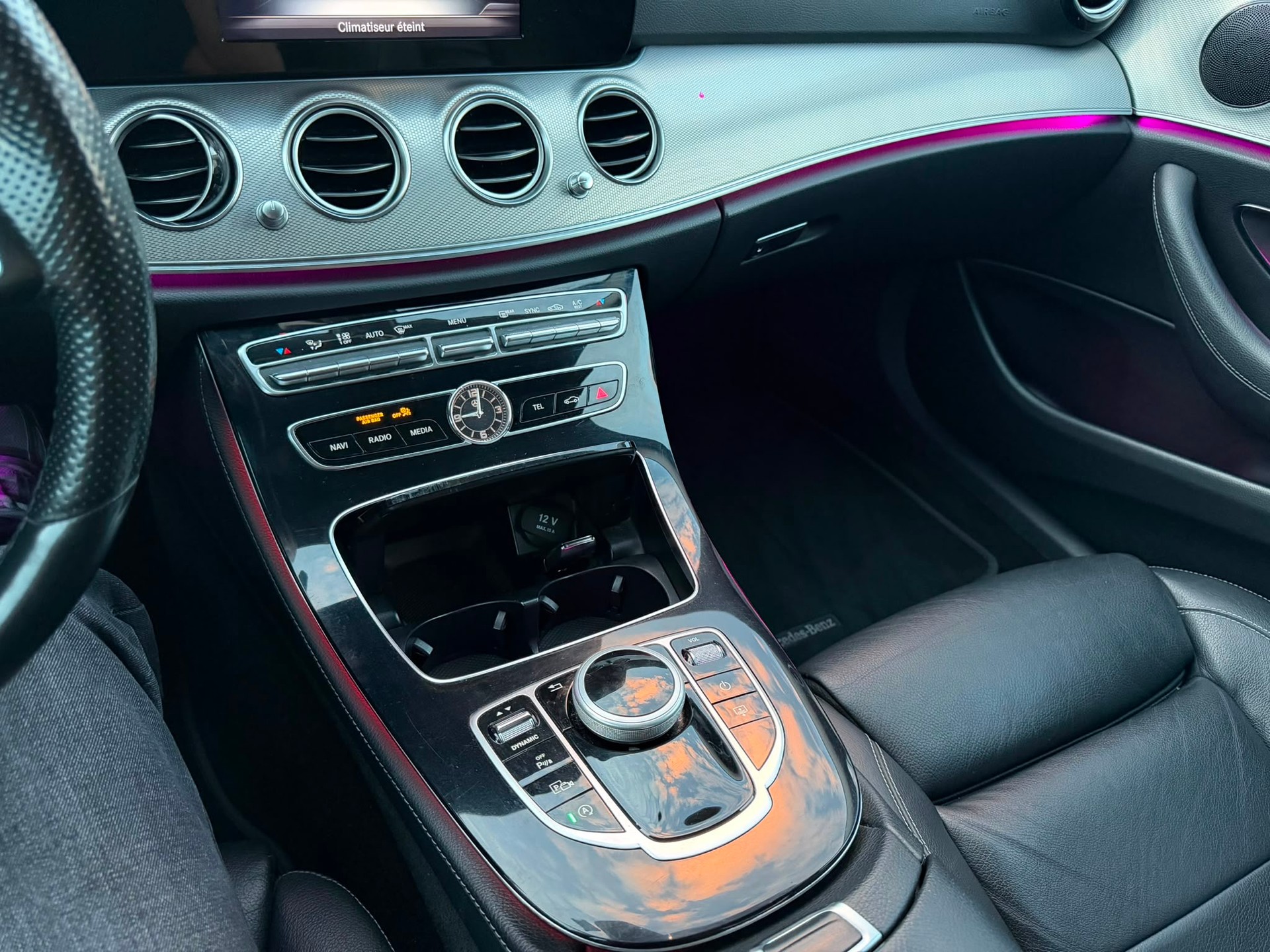 MERCEDES-BENZ E 200 AMG Line 9G-Tronic FULL BLACK GARANTIE 2 ans-image-15
