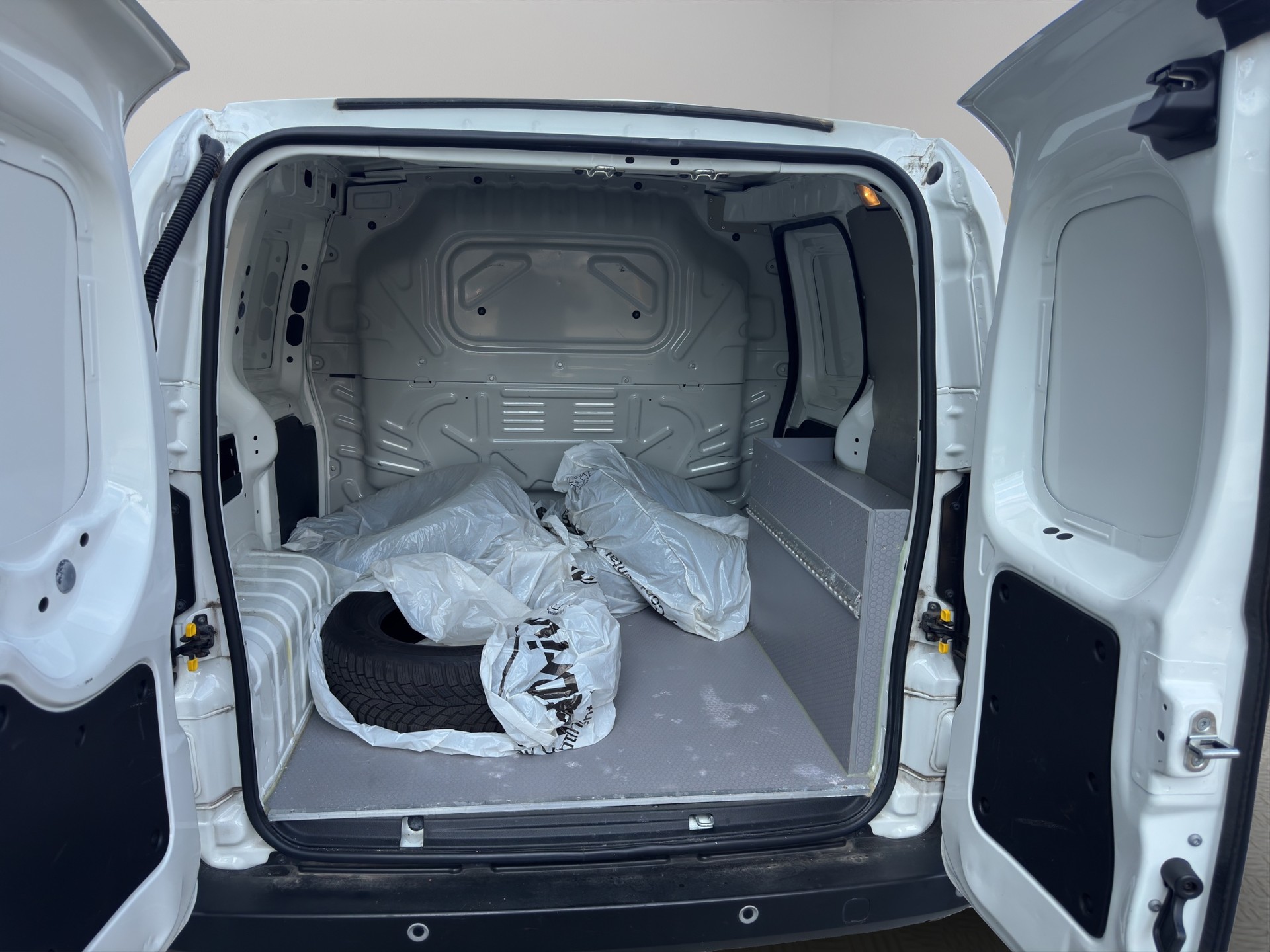 FIAT Fiorino 1.4 8V Swiss-image-6