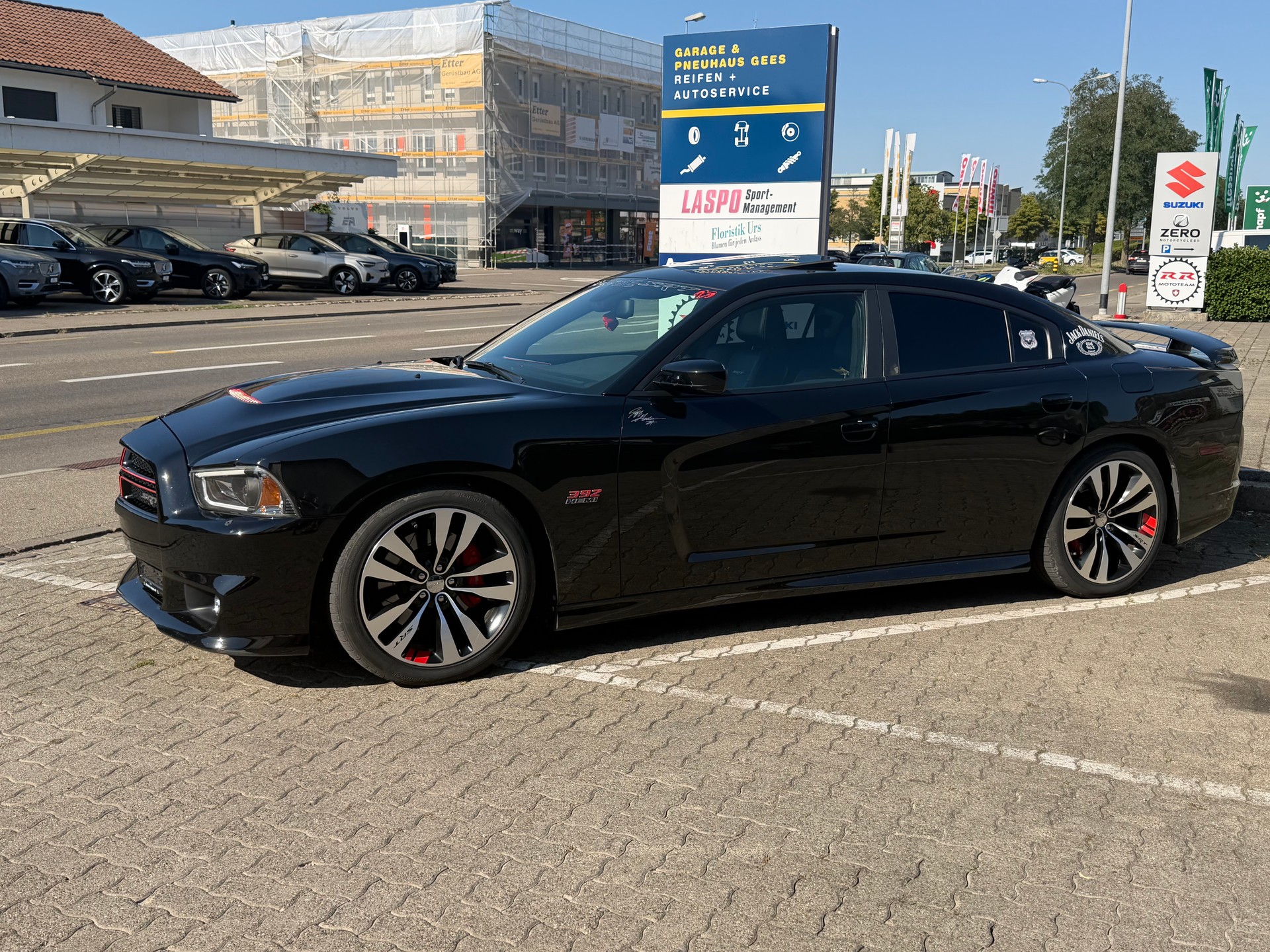 DODGE Charger-image-1