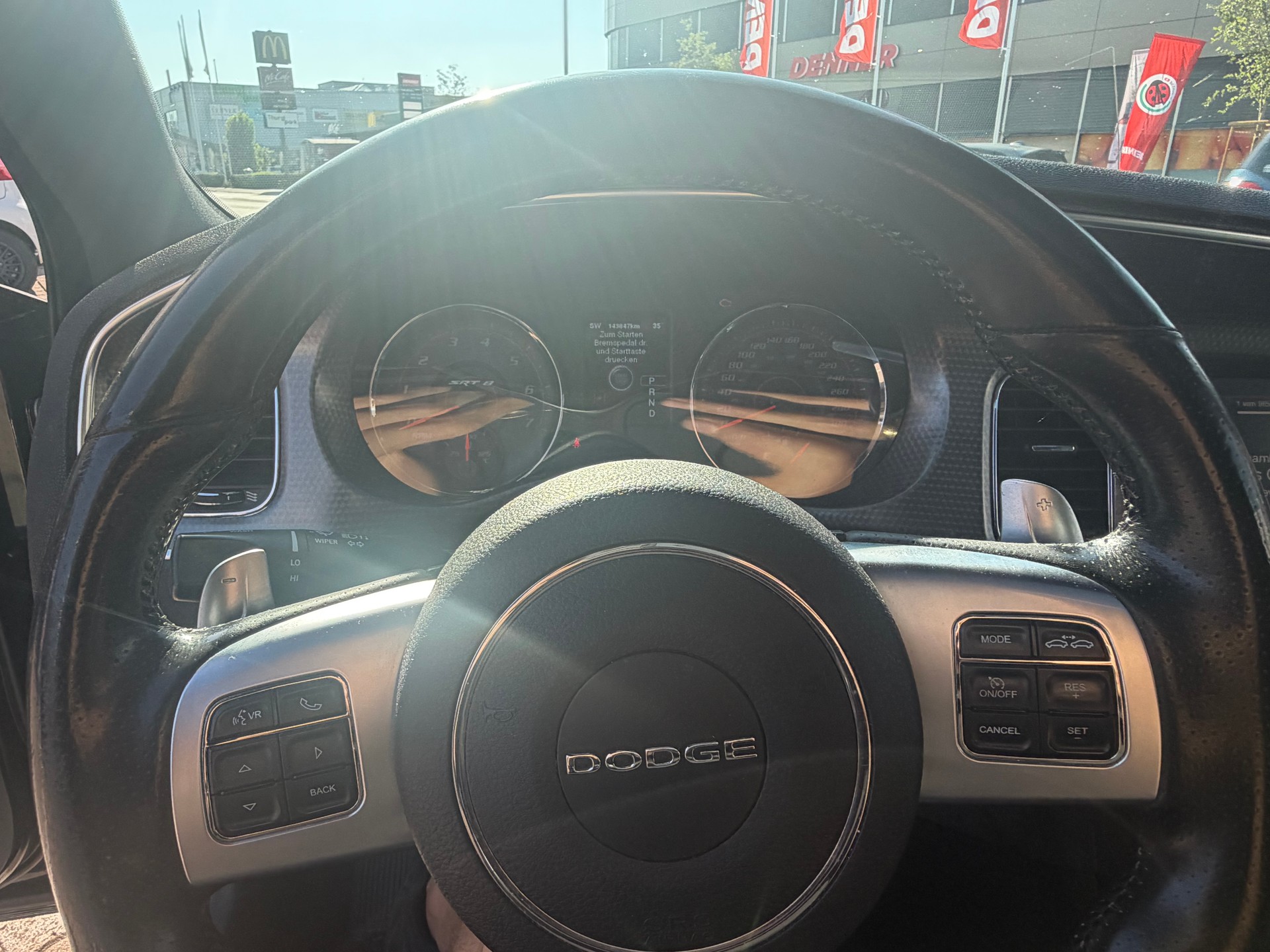 DODGE Charger-image-8