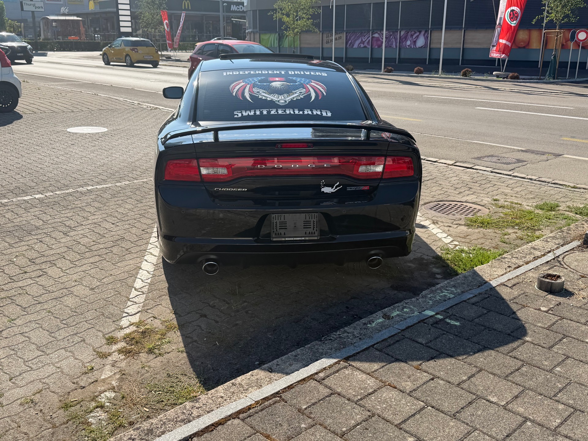 DODGE Charger-image-3