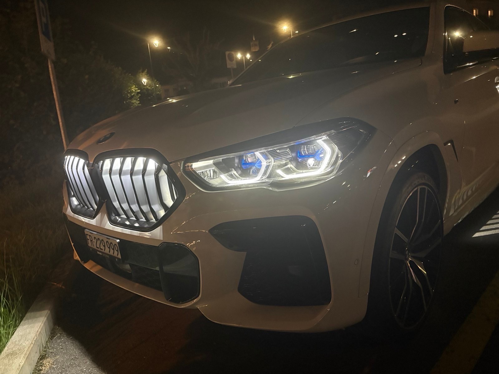 BMW 40d xDrive-image-13