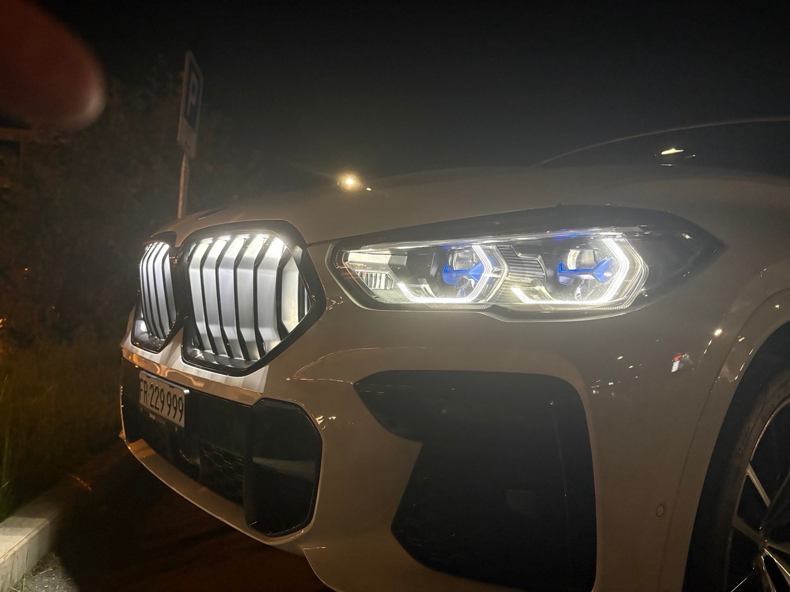 BMW 40d xDrive-image-14