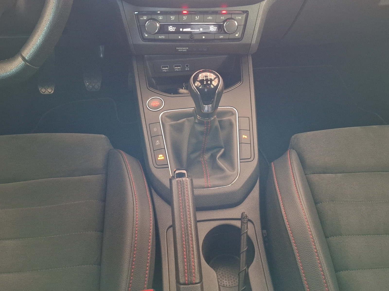 SEAT Ibiza 1.0 EcoTSI Hola FR-image-12