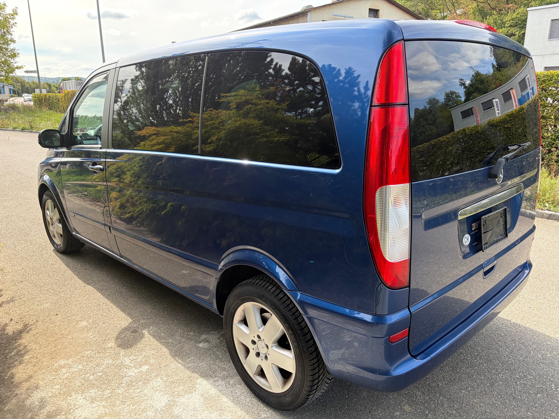 MERCEDES-BENZ Viano 2.2 CDI Fun Plus-image-3