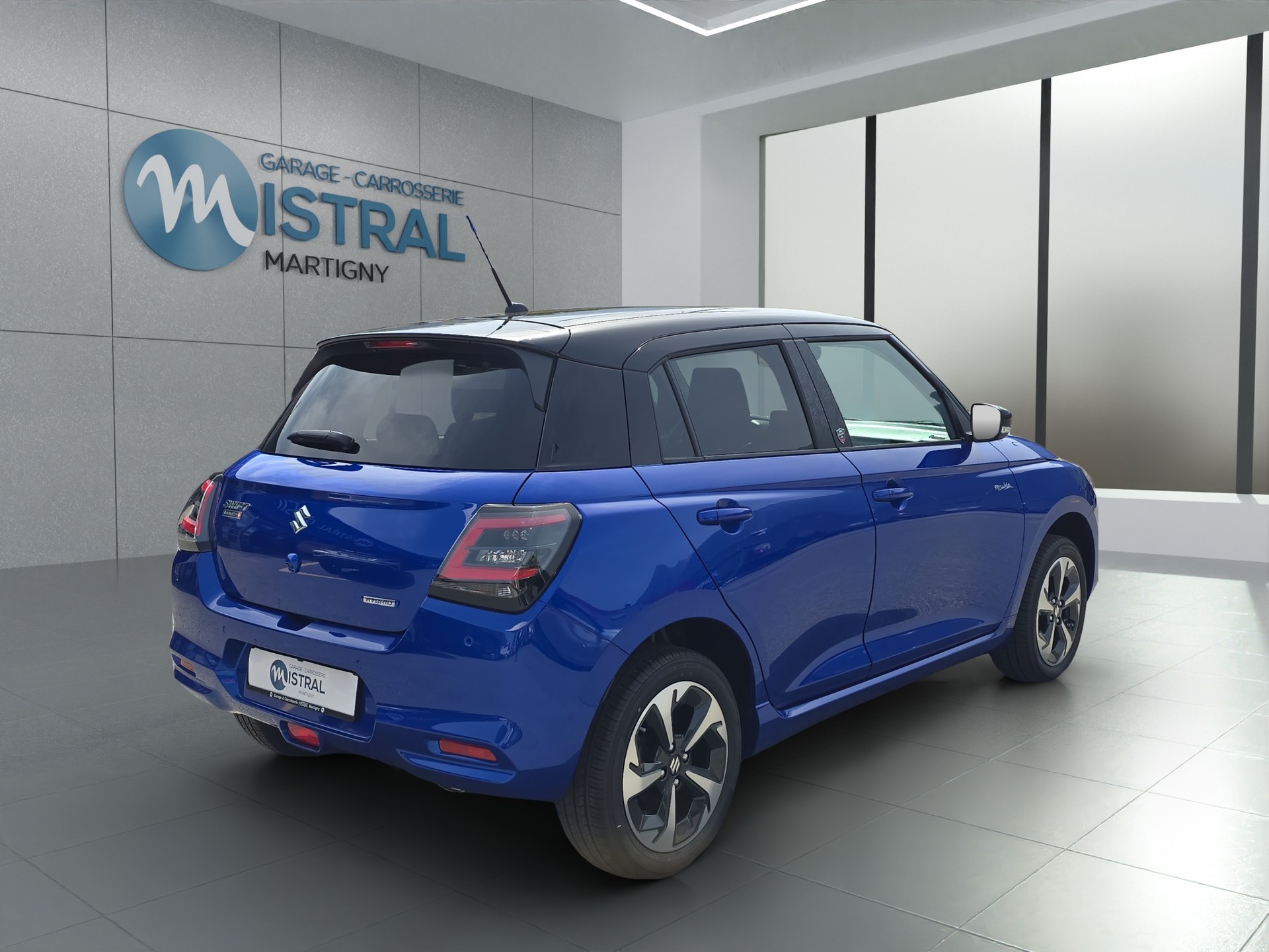 SUZUKI Swift 1.2 Piz Sulai Top Hybrid 4x4-image-3