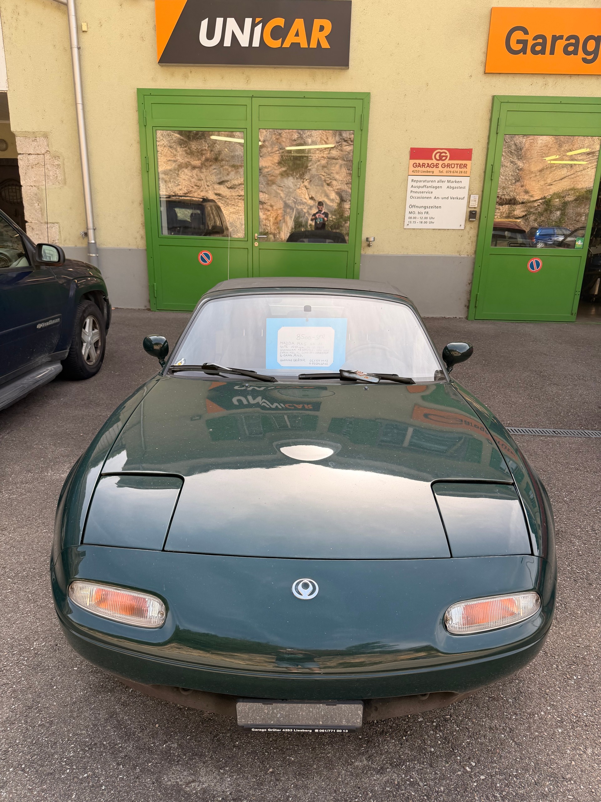 MAZDA MX-5 1.6i-16-image-5