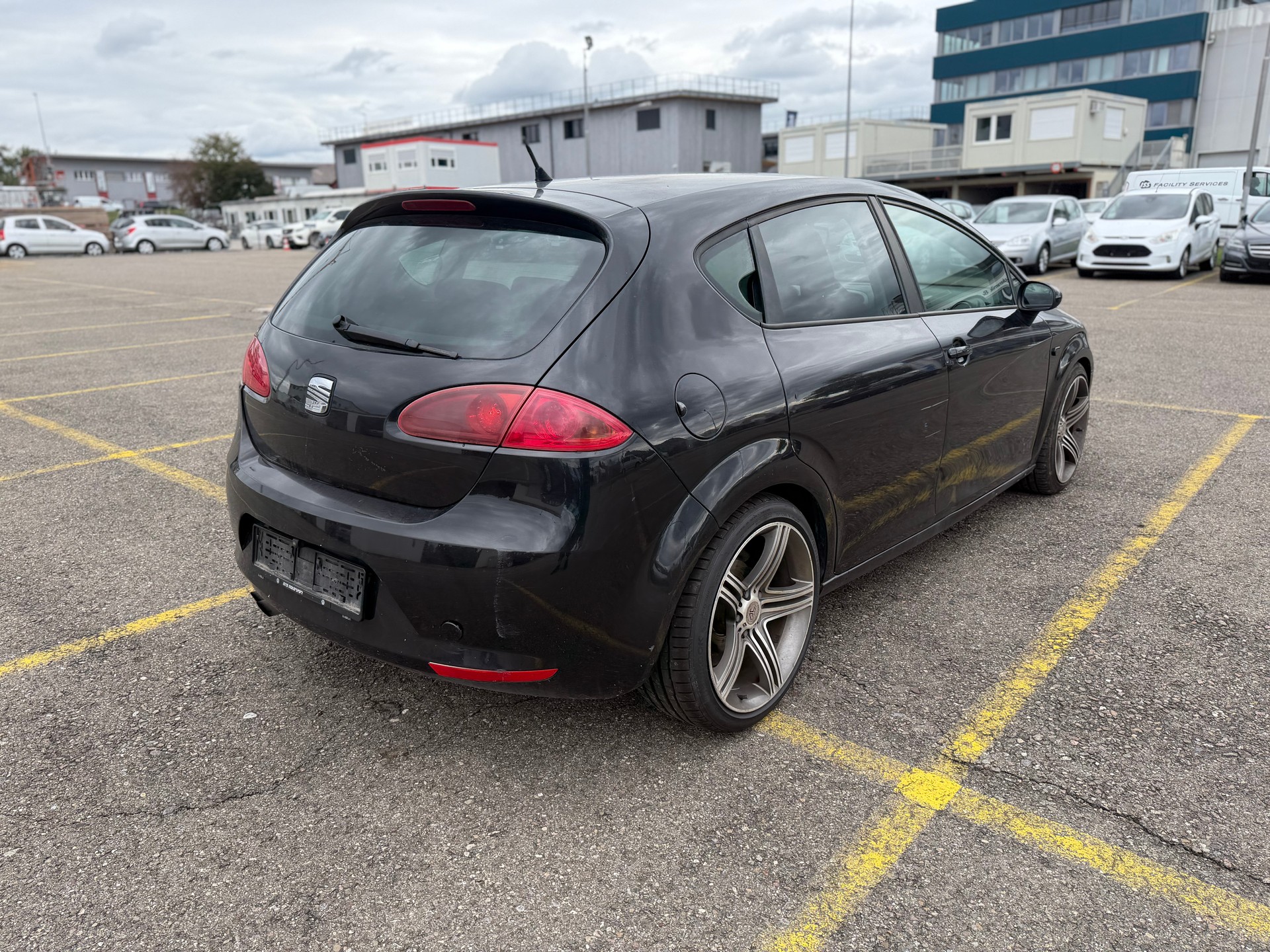 SEAT Leon 2.0 TDI Stylance-image-4