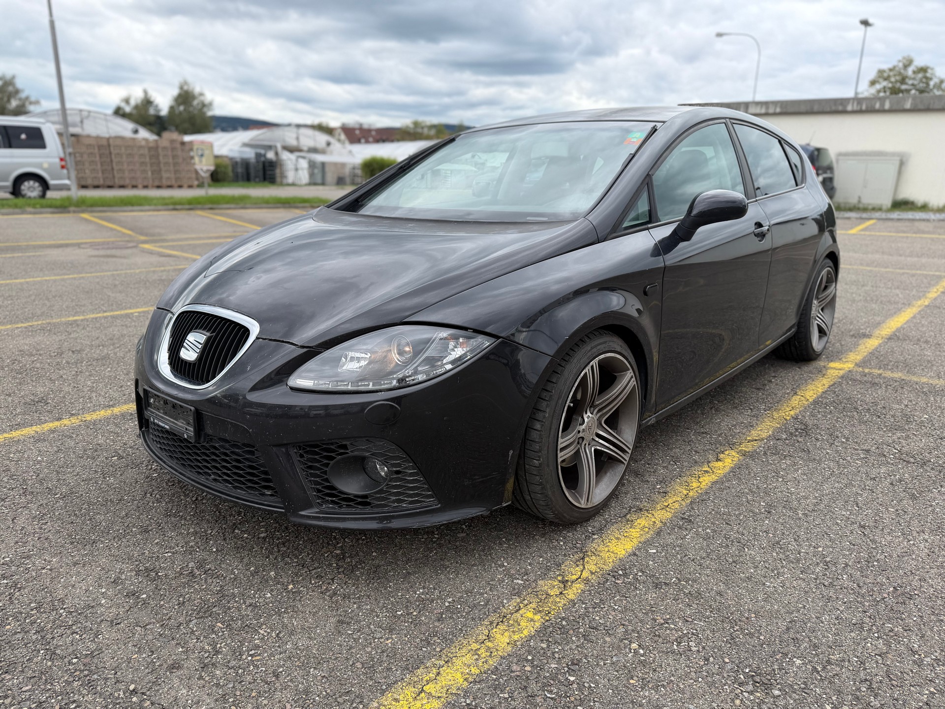 SEAT Leon 2.0 TDI Stylance-image-0