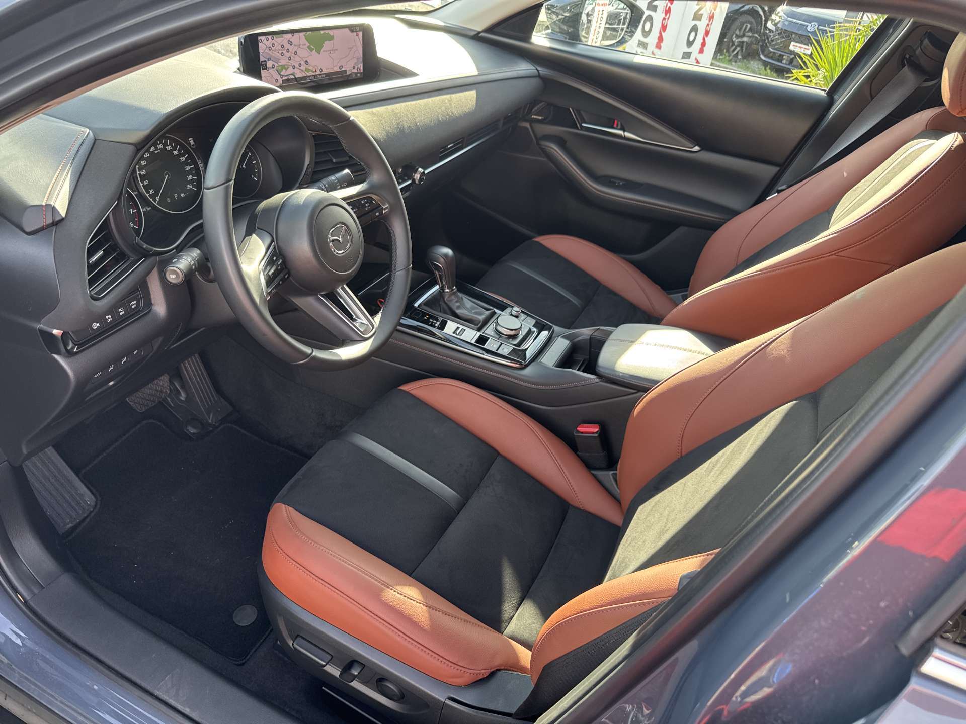 MAZDA CX-30 SKYACTIV-G 140 MHEV Nagisa Automat-image-5