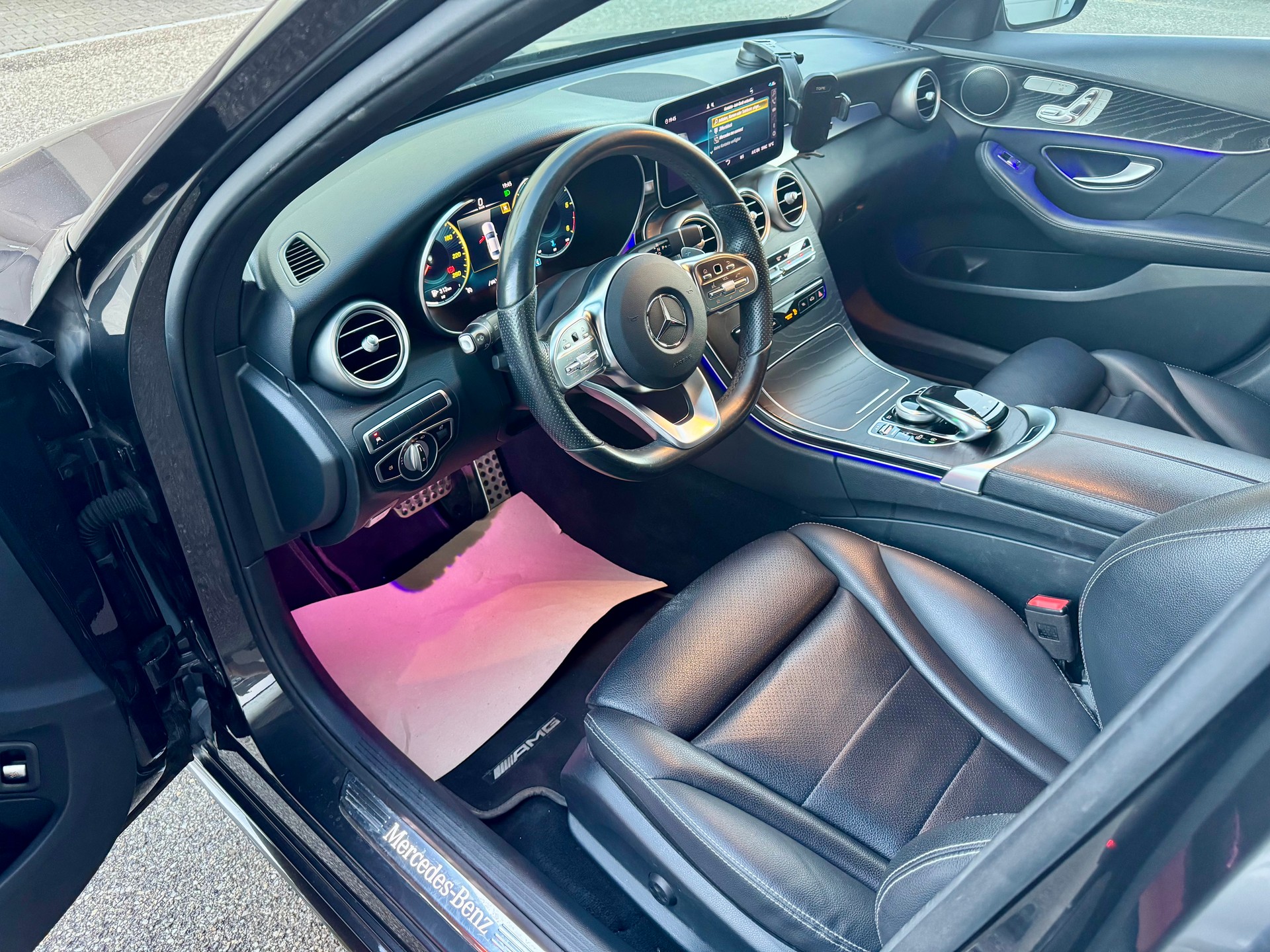 MERCEDES-BENZ C 220 d AMG Line 4Matic 9G-Tronic ** ab MFK **-image-5