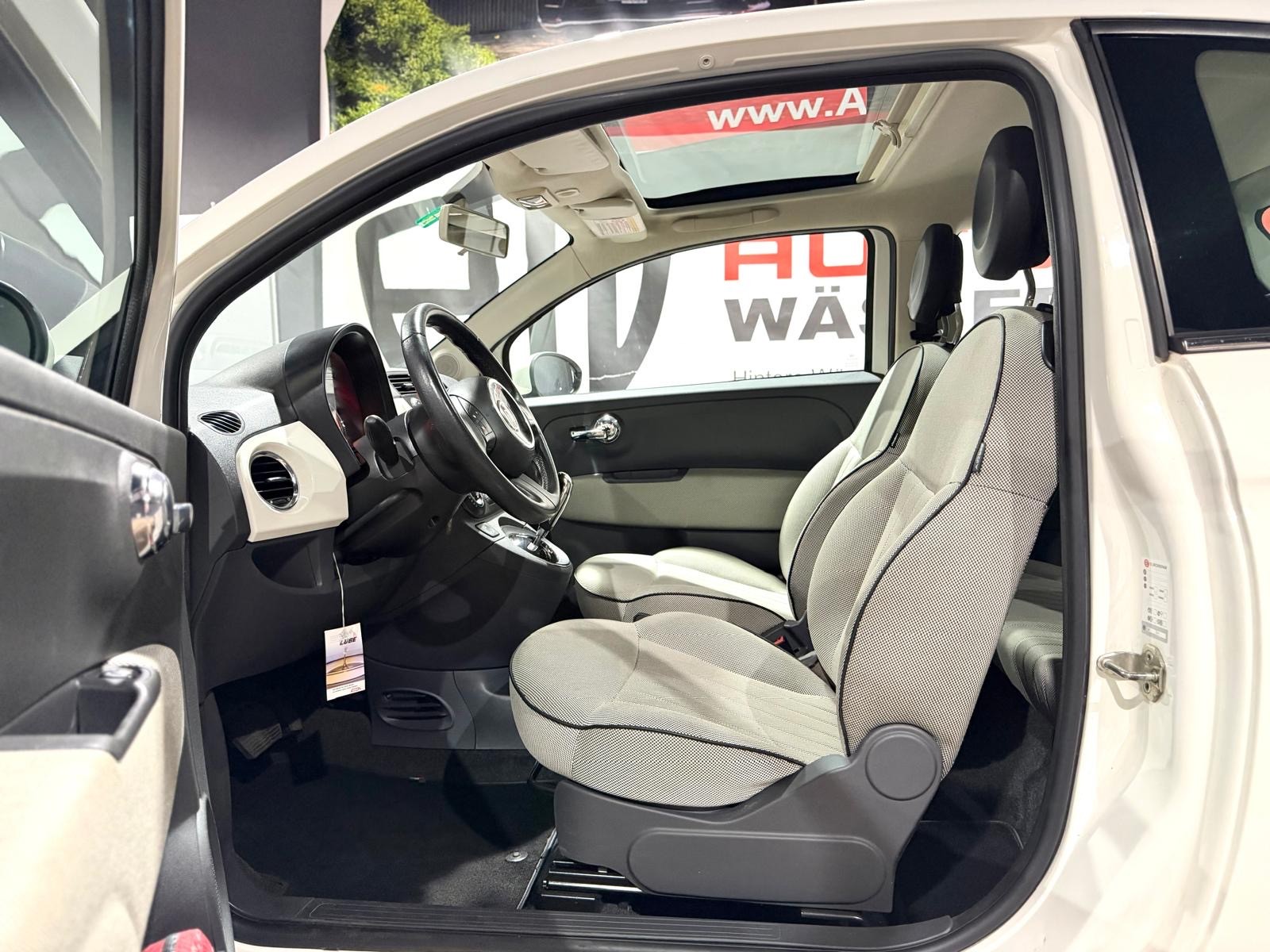 FIAT 500C 1.4 16V Lounge Dualogic-image-9