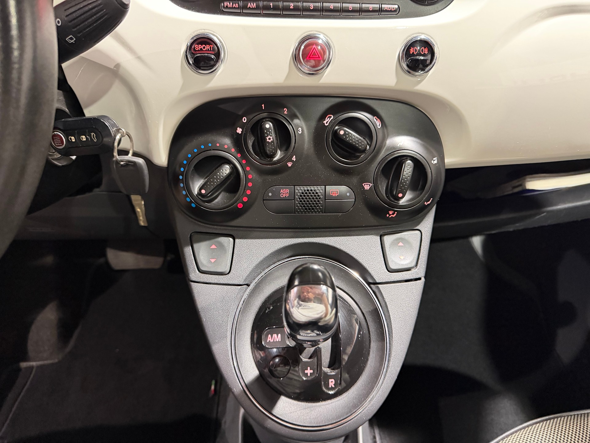 FIAT 500C 1.4 16V Lounge Dualogic-image-15