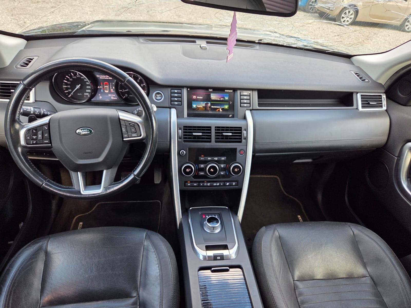 LAND ROVER Discovery Sport 2.0 Si4 HSE Luxury AT9-image-10