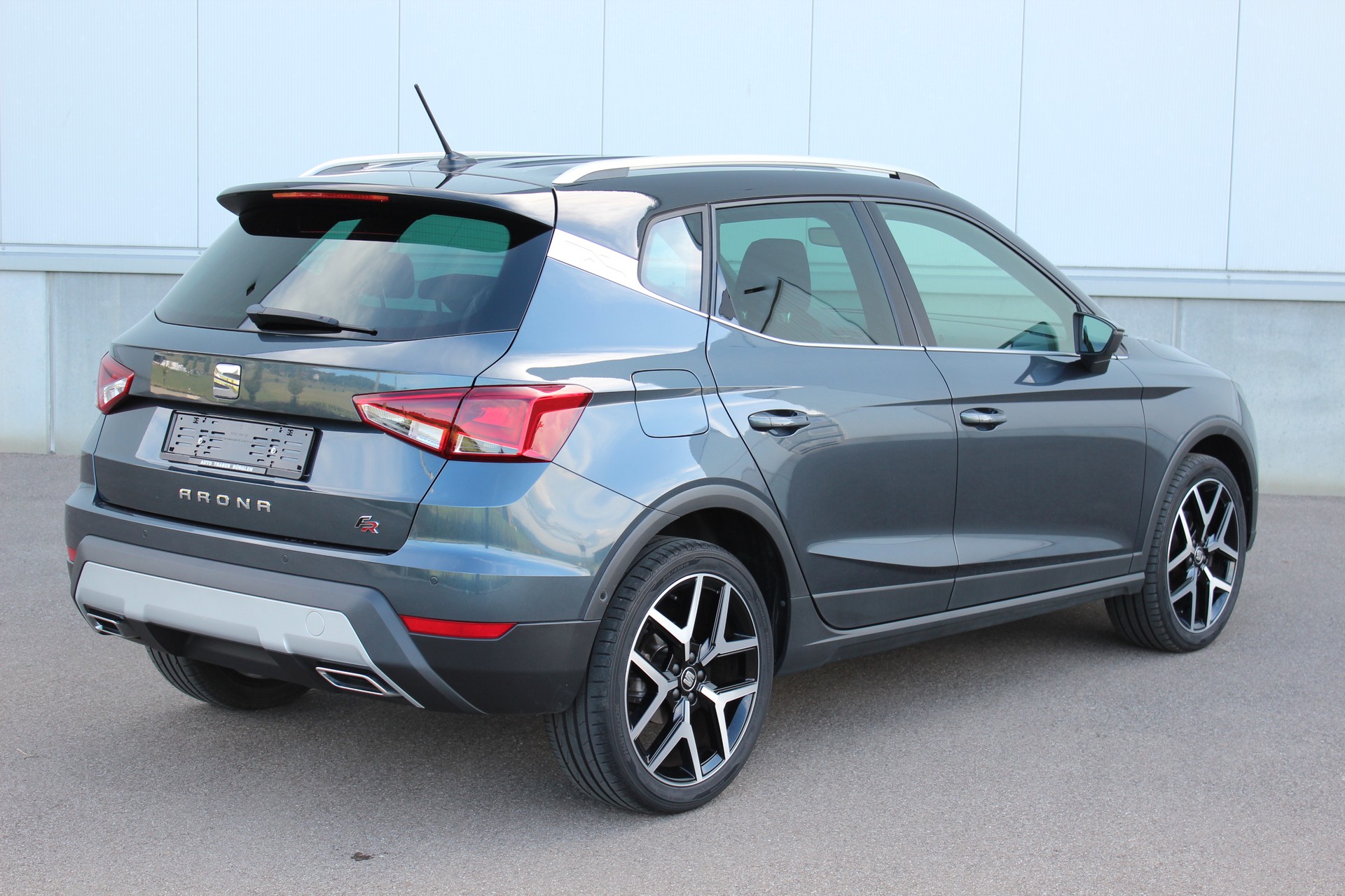 SEAT Arona 1.0 TSI Eco DSG FR-image-2