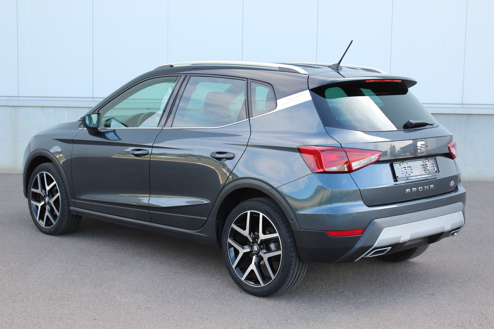 SEAT Arona 1.0 TSI Eco DSG FR-image-1
