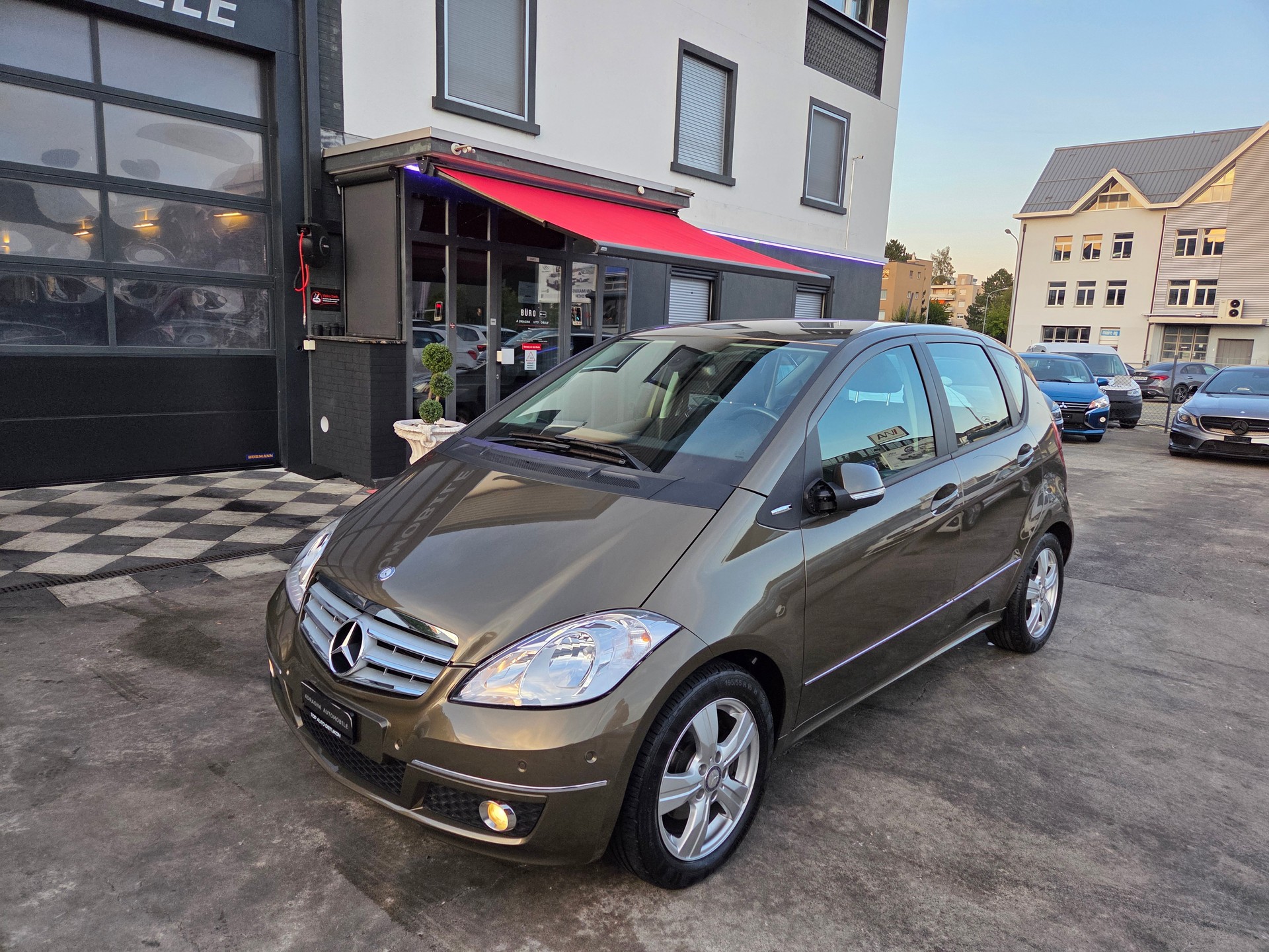 MERCEDES-BENZ A 180 (170) Avantgarde Autotronic-image-2