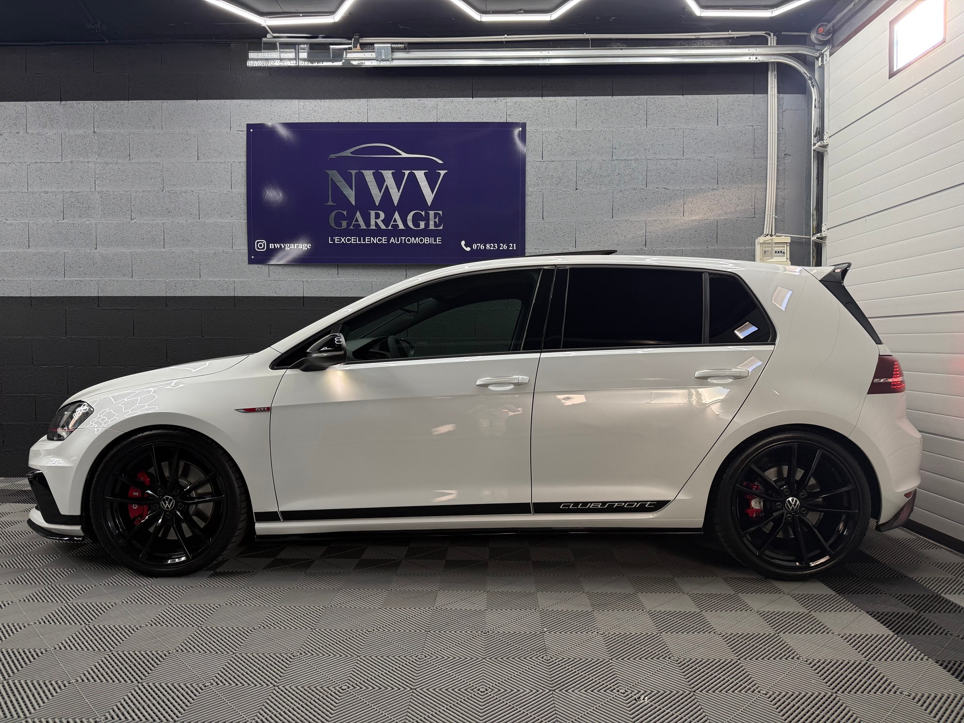 VW Golf 2.0 TSI GTI Clubsport DSG-image-3