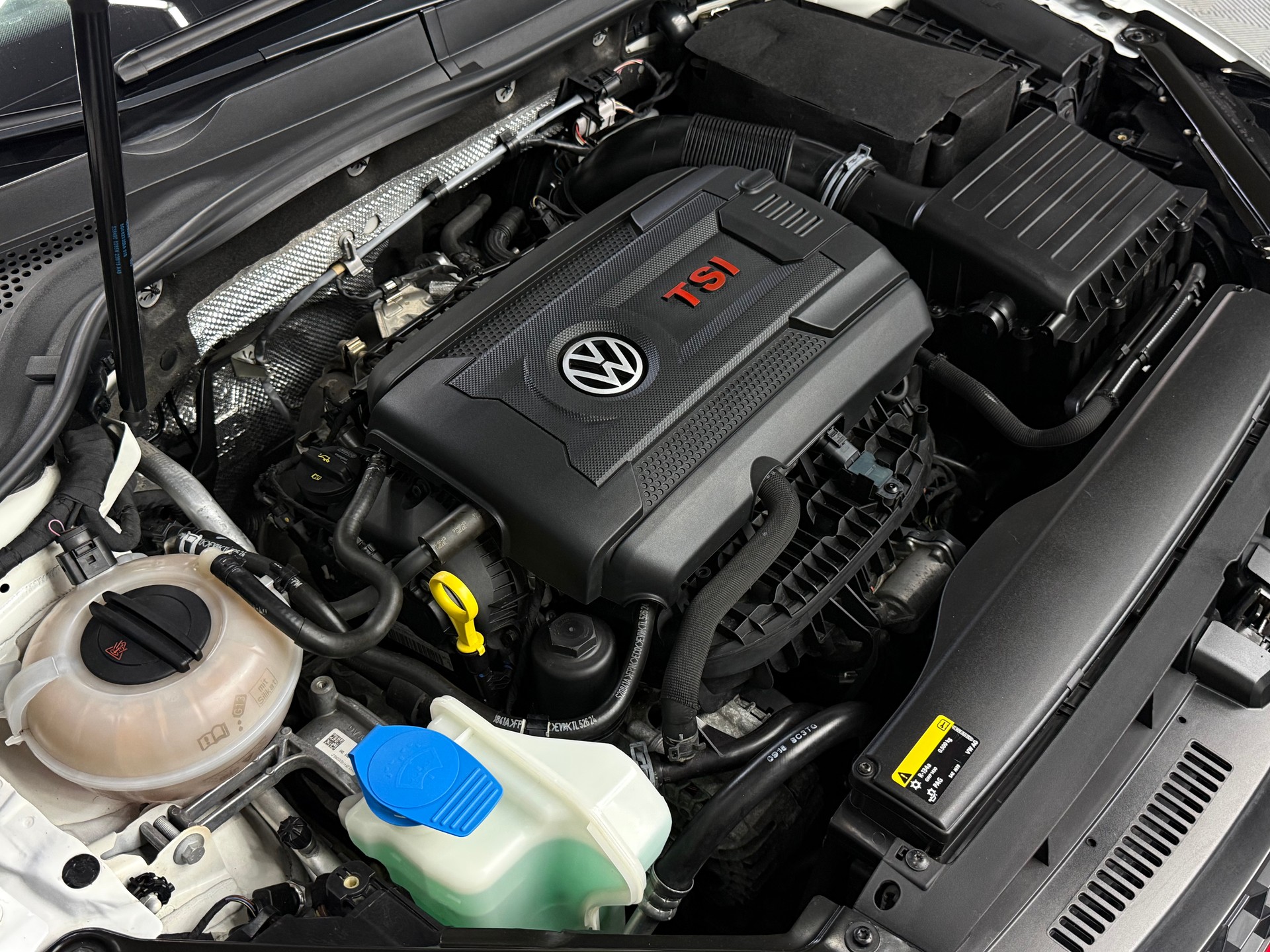VW Golf 2.0 TSI GTI Clubsport DSG-image-12