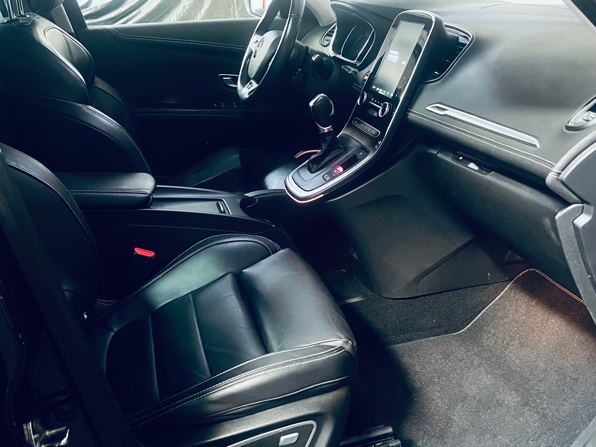 RENAULT Grand Scénic 1.3 16V Turbo Initiale Paris EDC-image-14